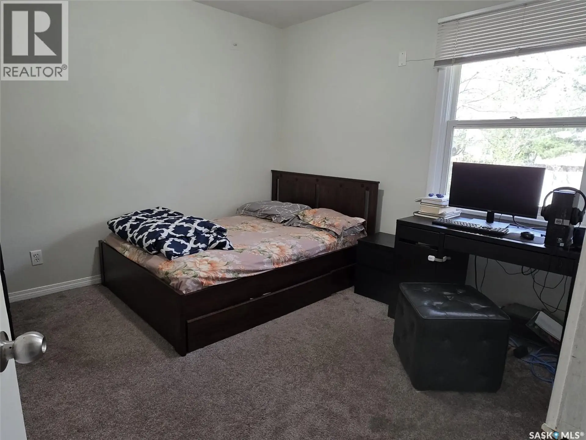 1116 Cumberland AVENUE S - Image 8