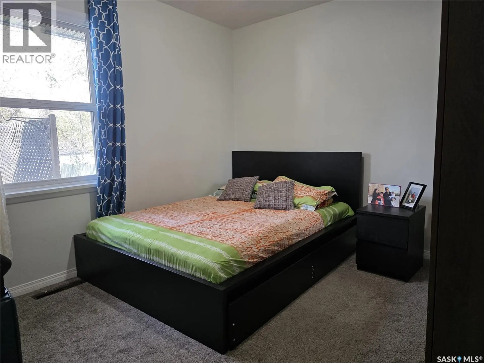1116 Cumberland AVENUE S - Image 9