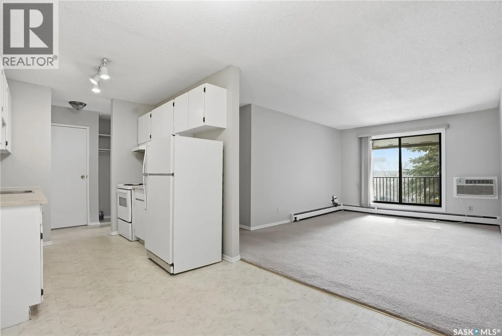 #34 4219 Degeer STREET - Image 5