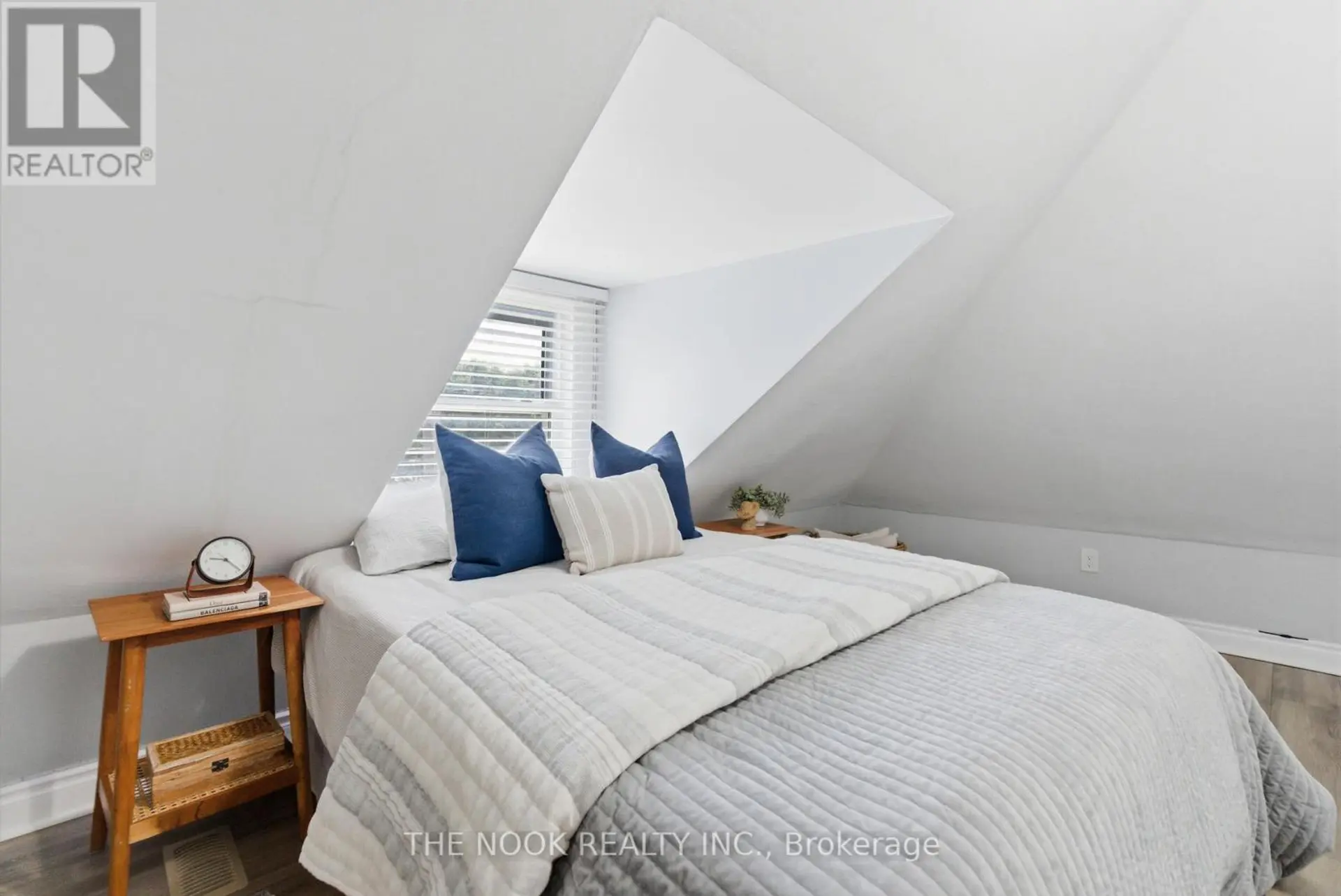 576 WOLFE STREET - Image 18