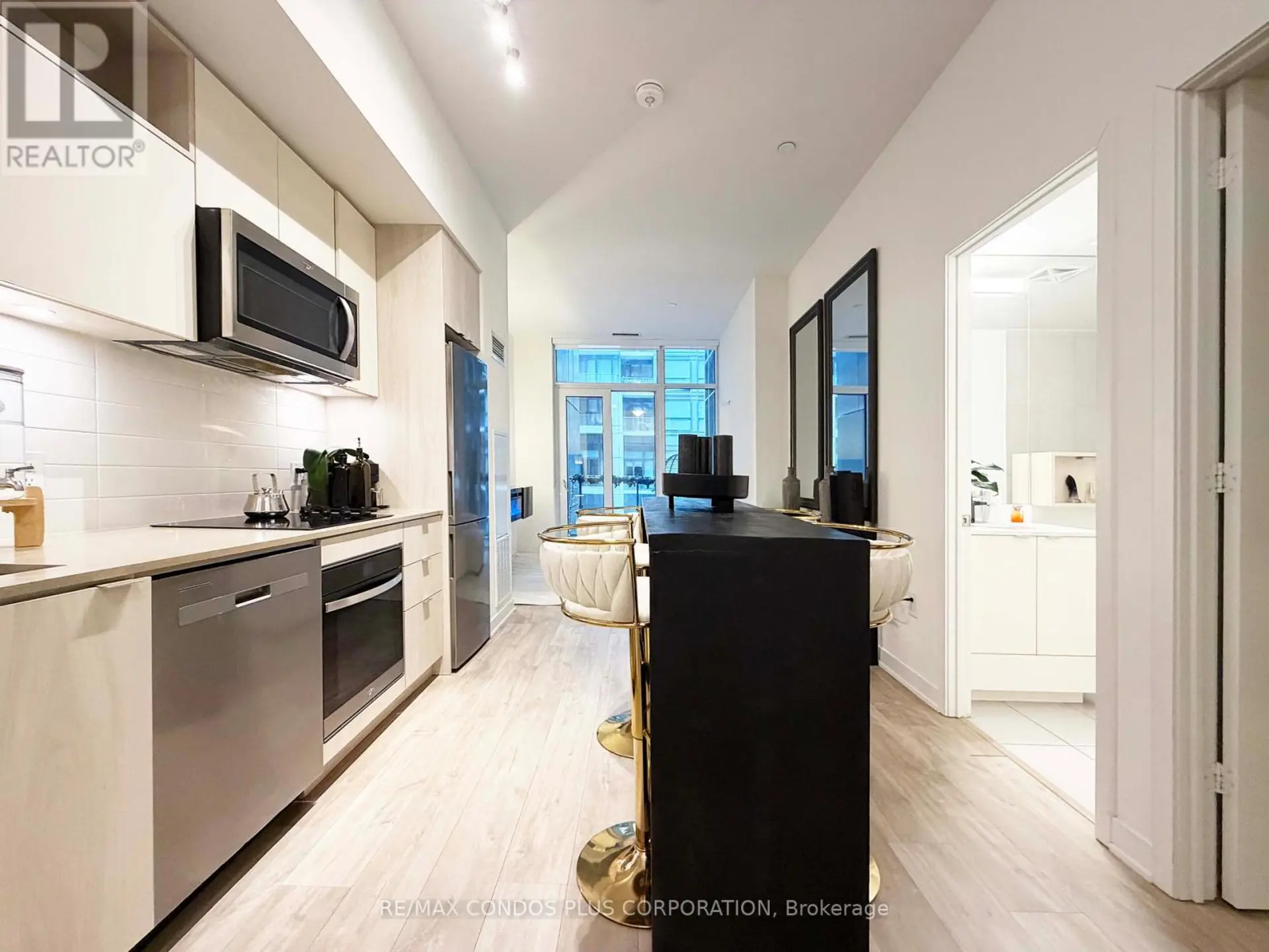 #1113 60 PRINCESS STREET - Image 6