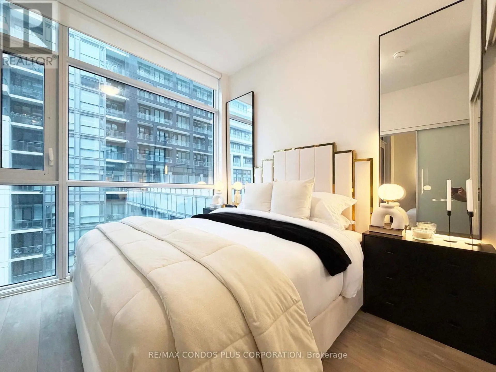 #1113 60 PRINCESS STREET - Image 7