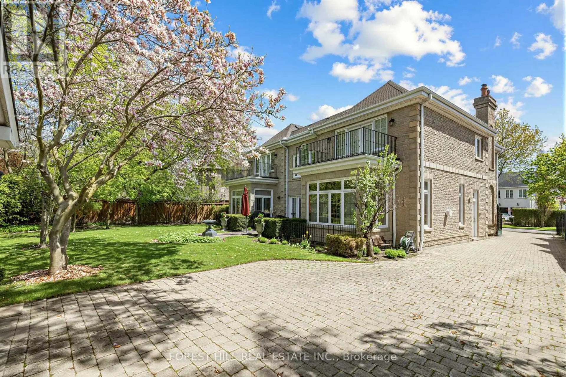 44 COTSWOLD CRESCENT - Image 9