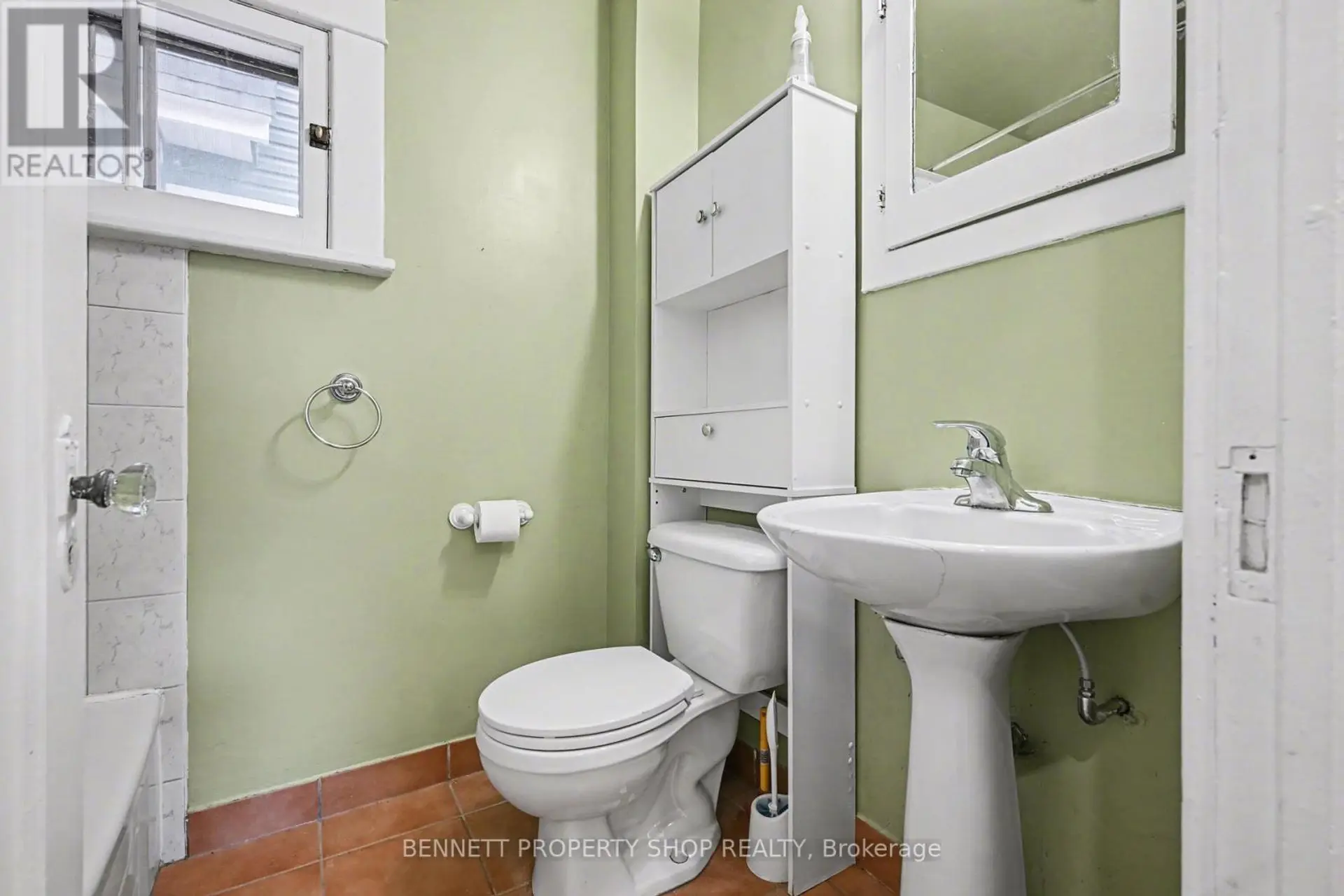 56 SMIRLE AVENUE - Image 8