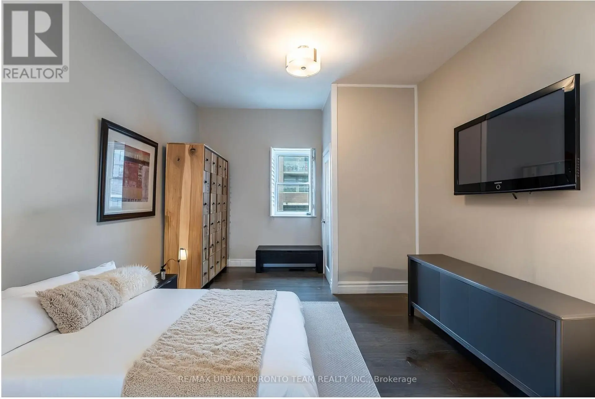 502 KING STREET E - Image 6