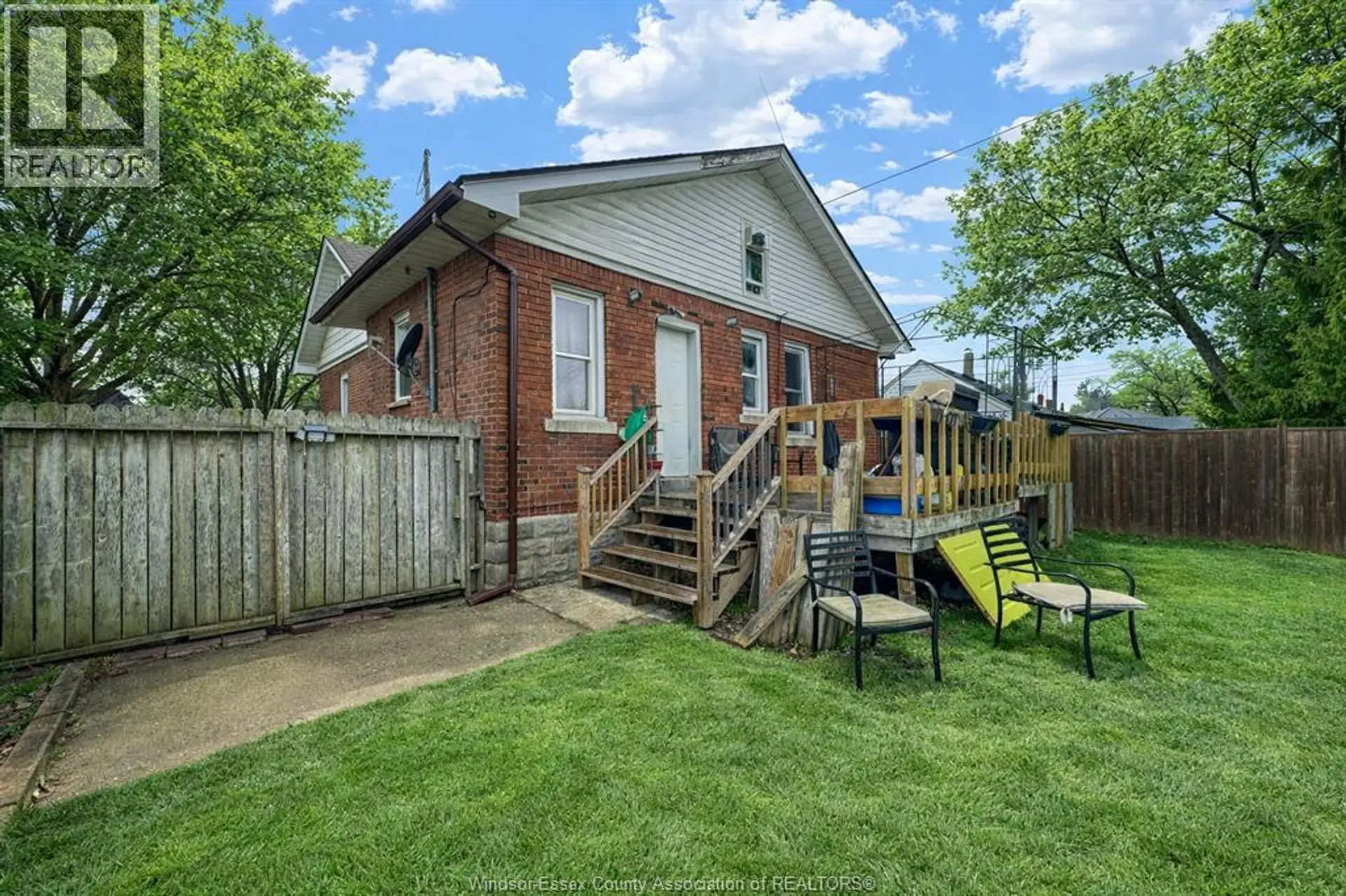 1090 WIGLE - Image 2