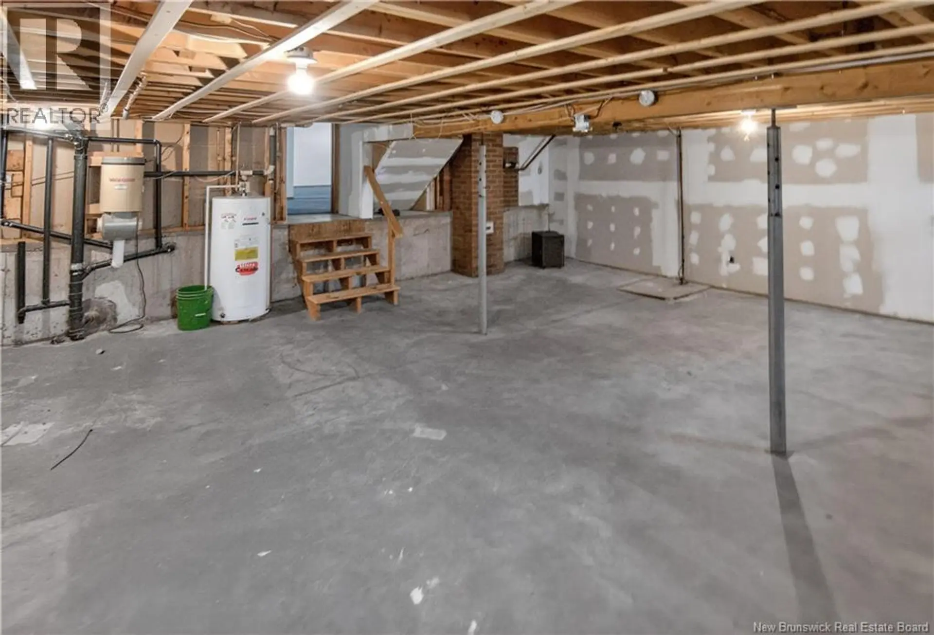 551 Lafleur Street - Image 19