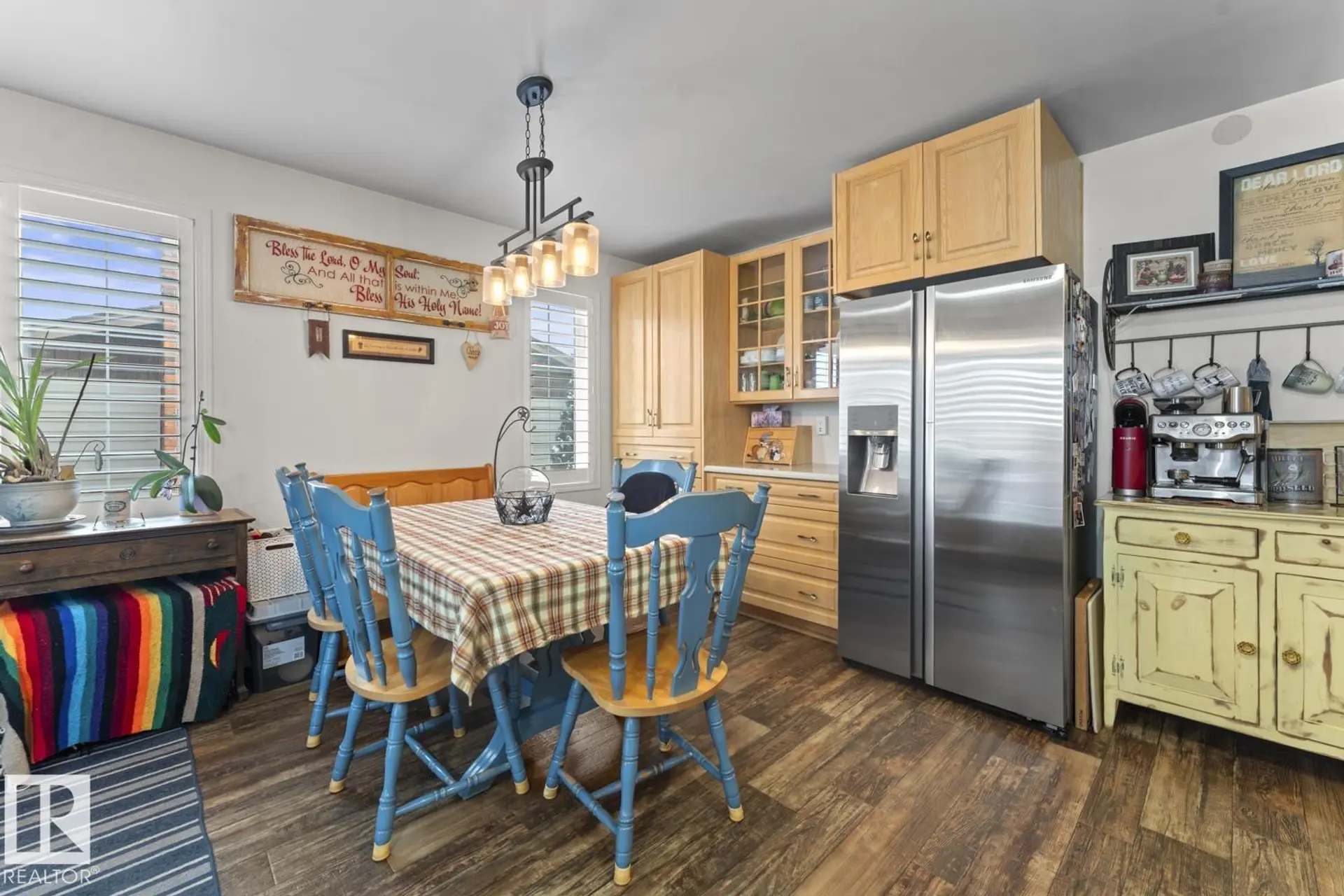 4712 49 AV - Image 9