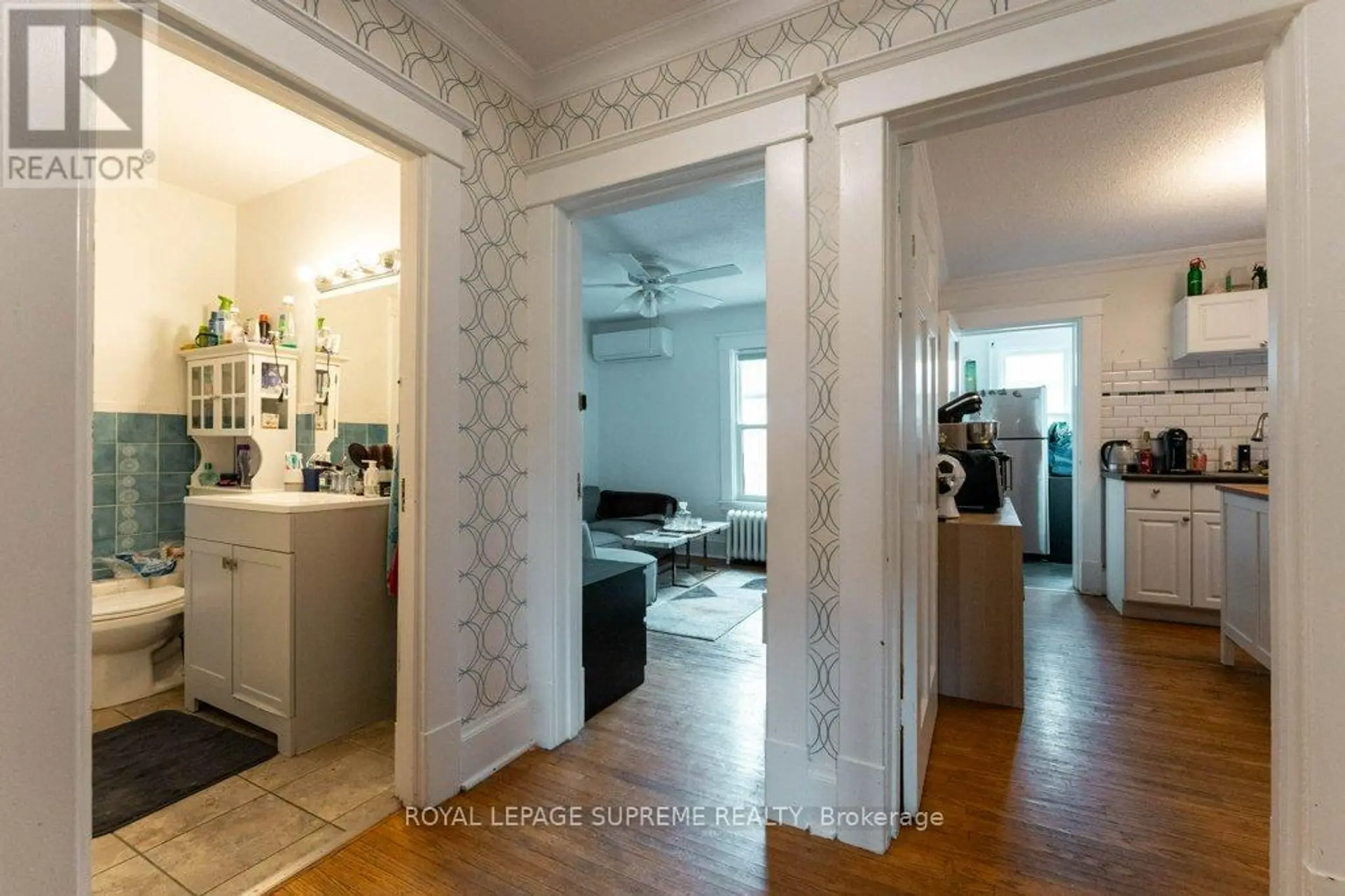 115 BALSAM AVENUE S - Image 11