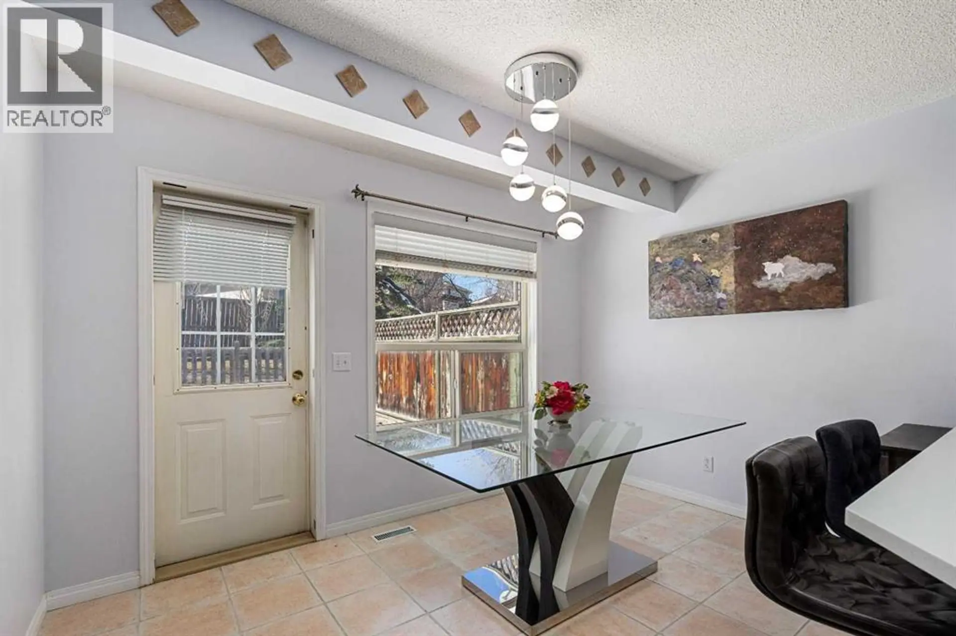 271 Citadel Meadow Grove NW - Image 4