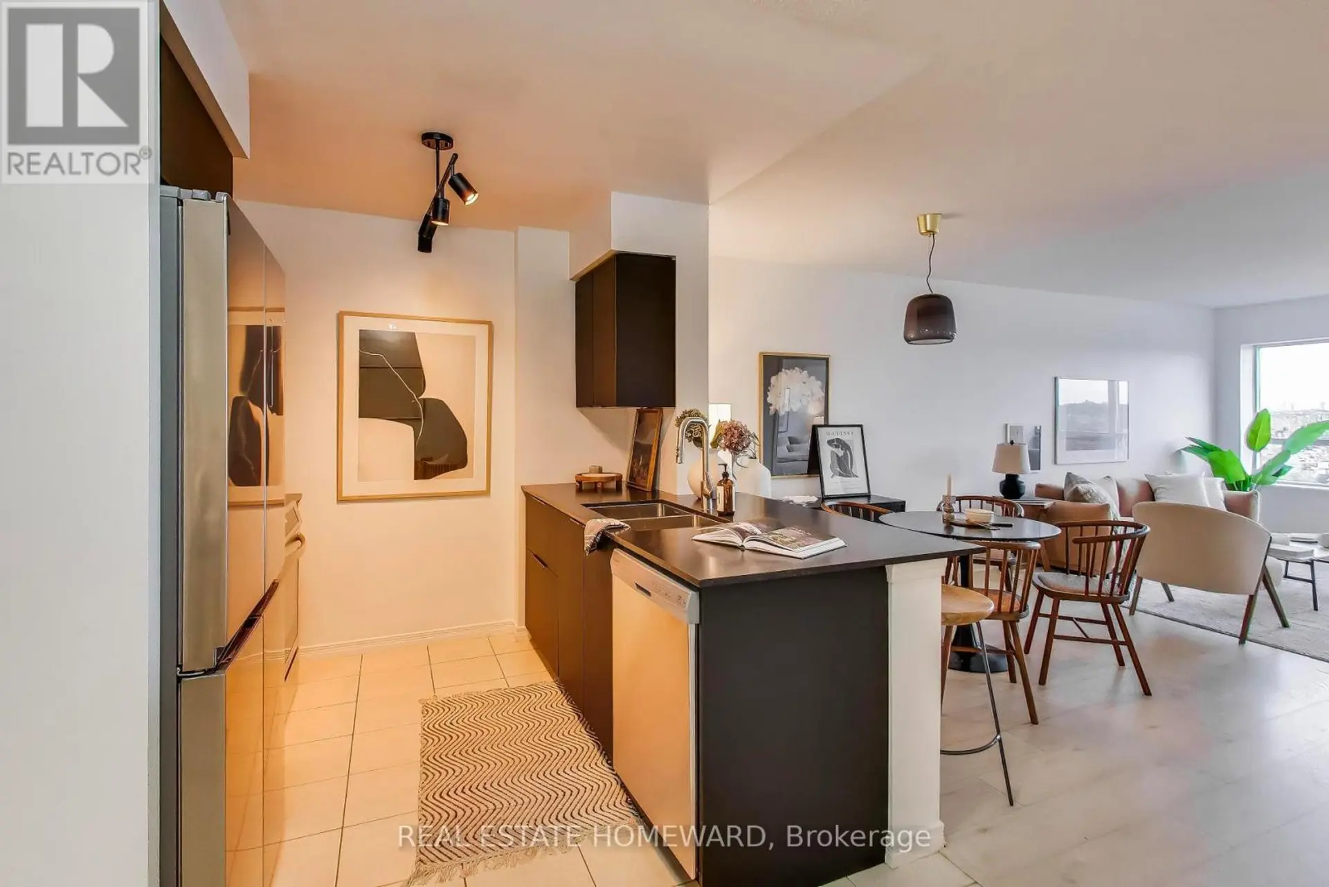 #1315 60 HEINTZMAN STREET - Image 7