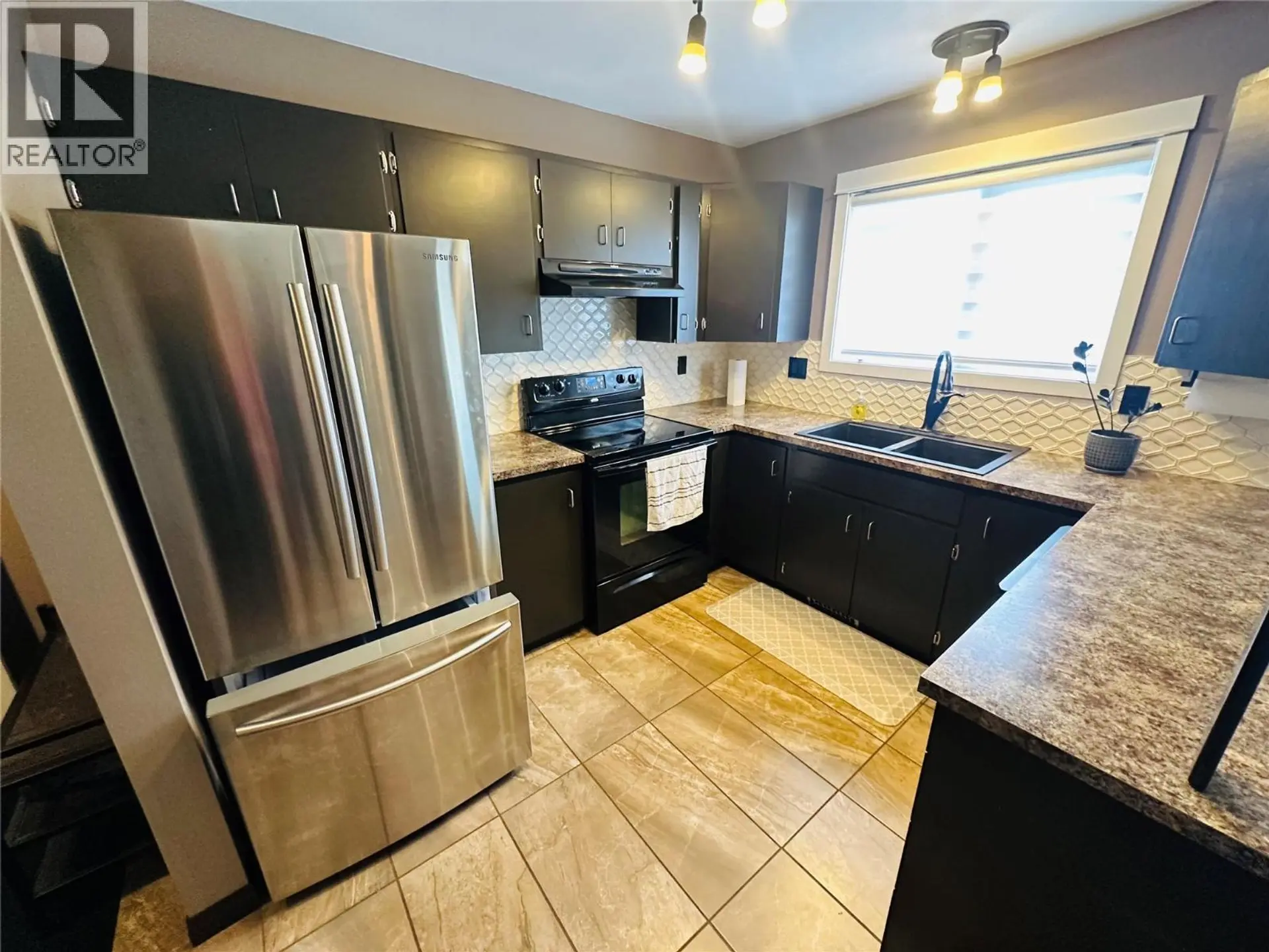 4557 Veterans Way - Image 3