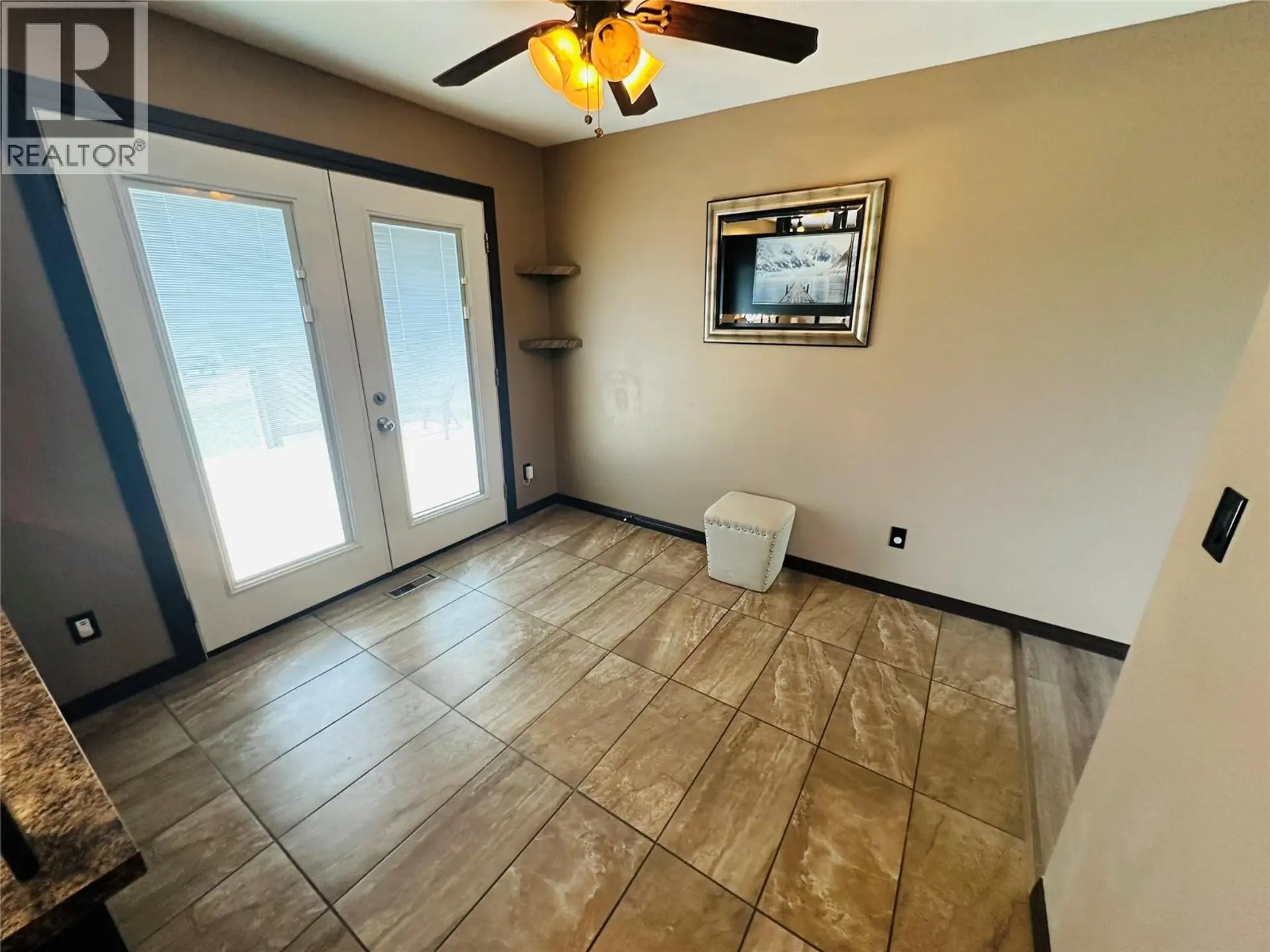 4557 Veterans Way - Image 6