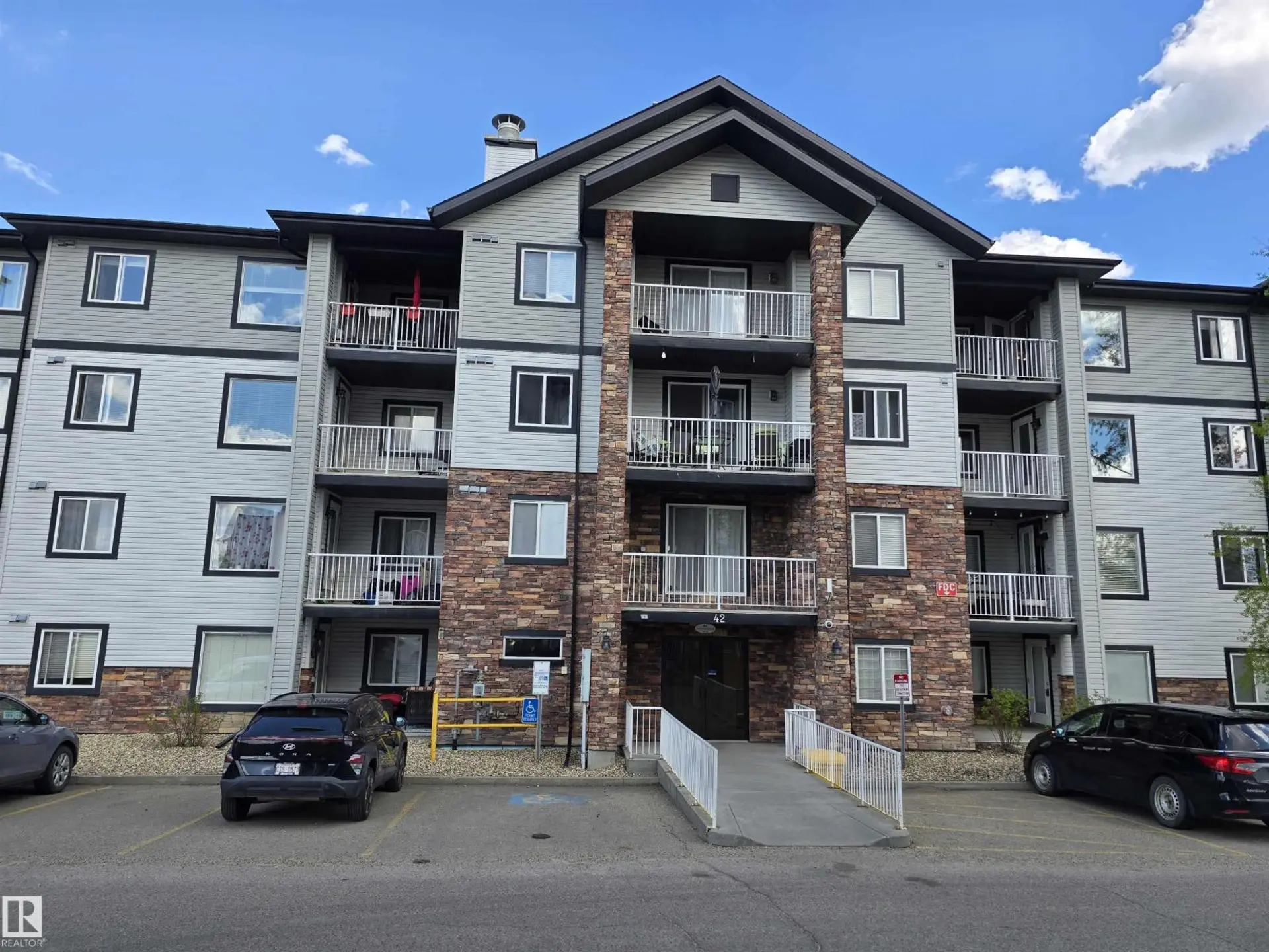 #117 42 SUMMERWOOD BV - Image 12