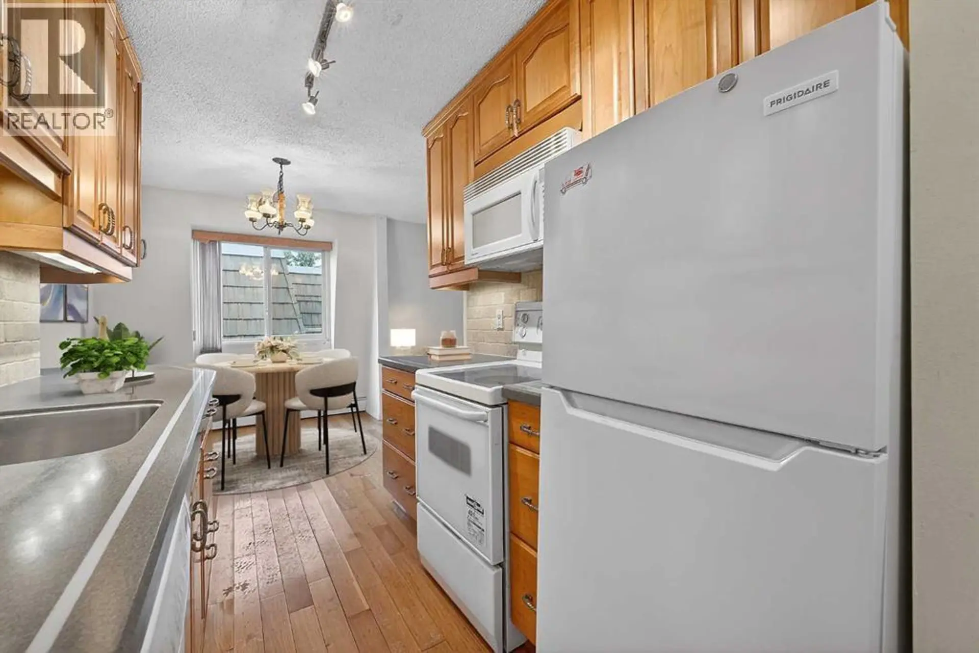 #301 508 Cedar Crescent SW - Image 13