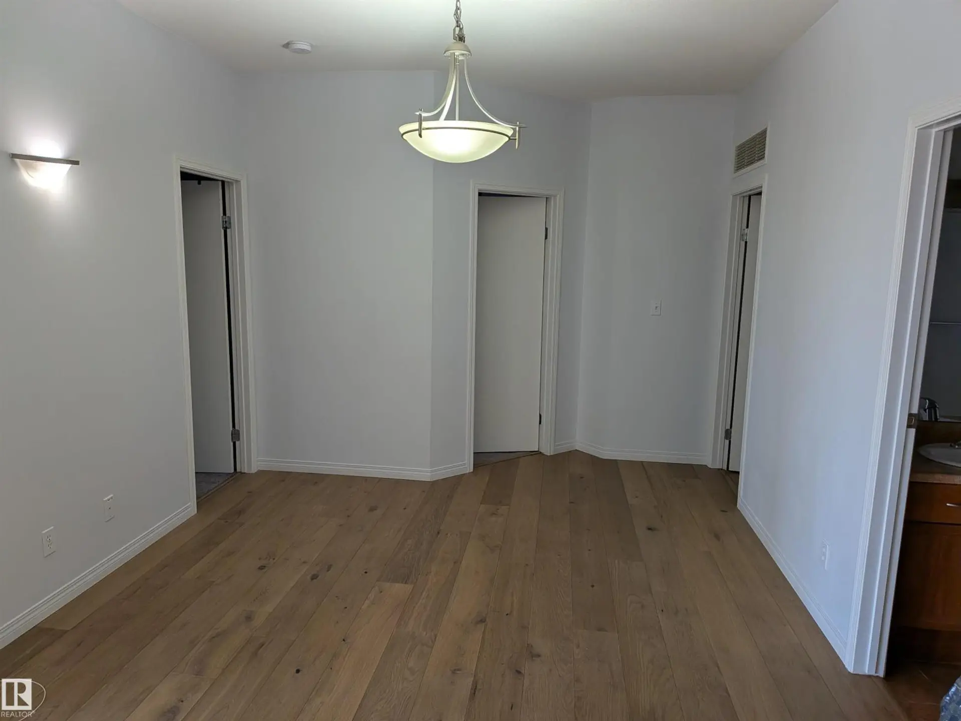 #419 4304 139 AV NW - Image 3
