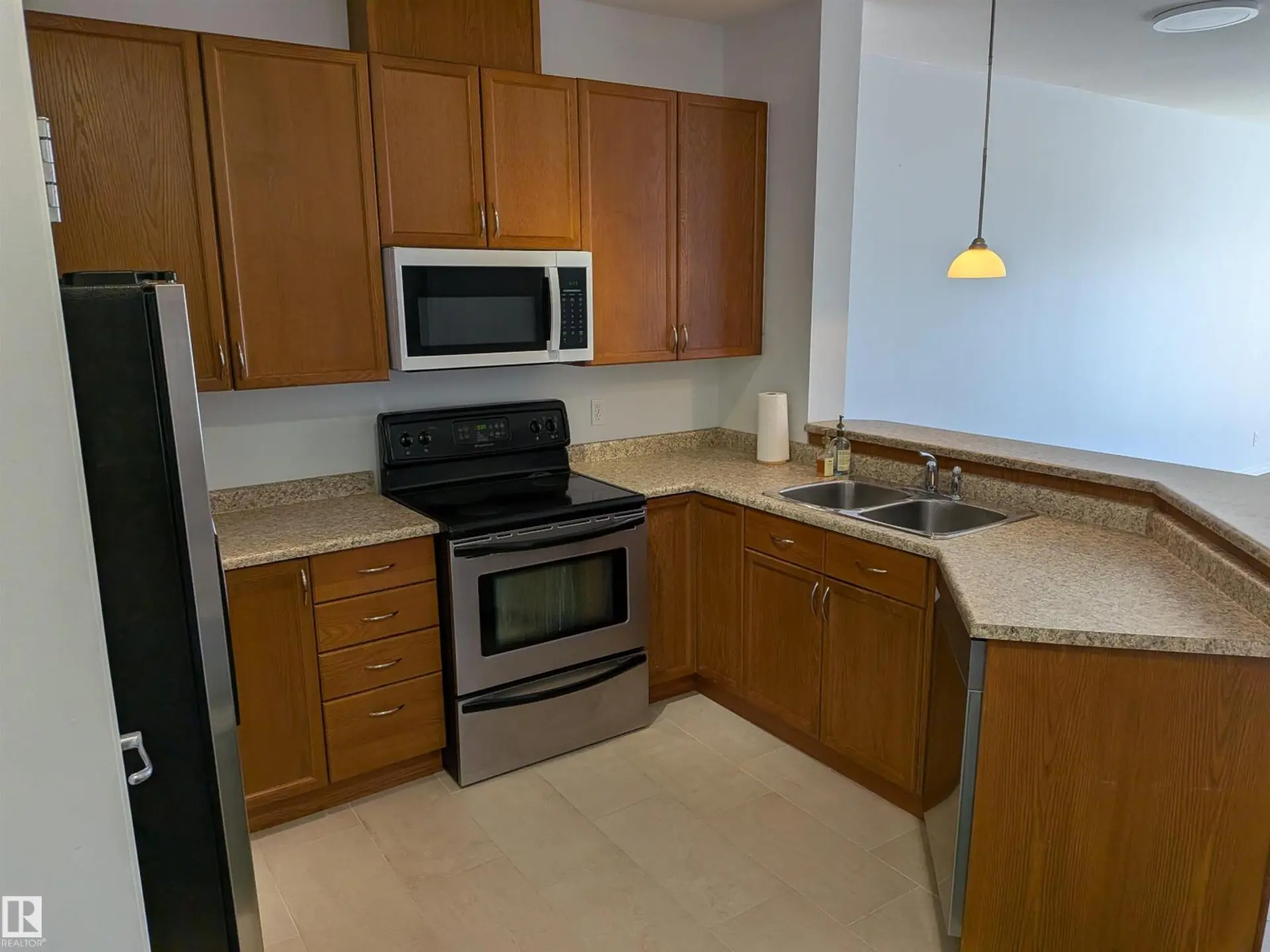 #419 4304 139 AV NW - Image 4