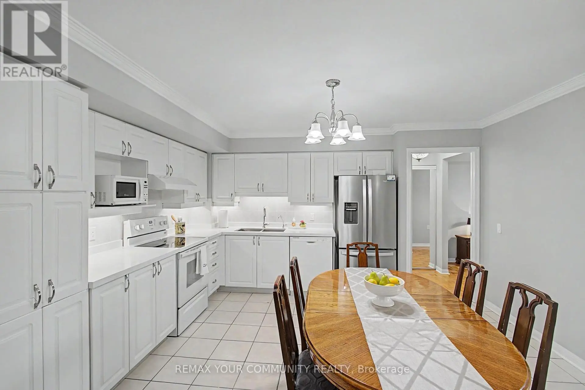 #312 2506 RUTHERFORD ROAD - Image 9