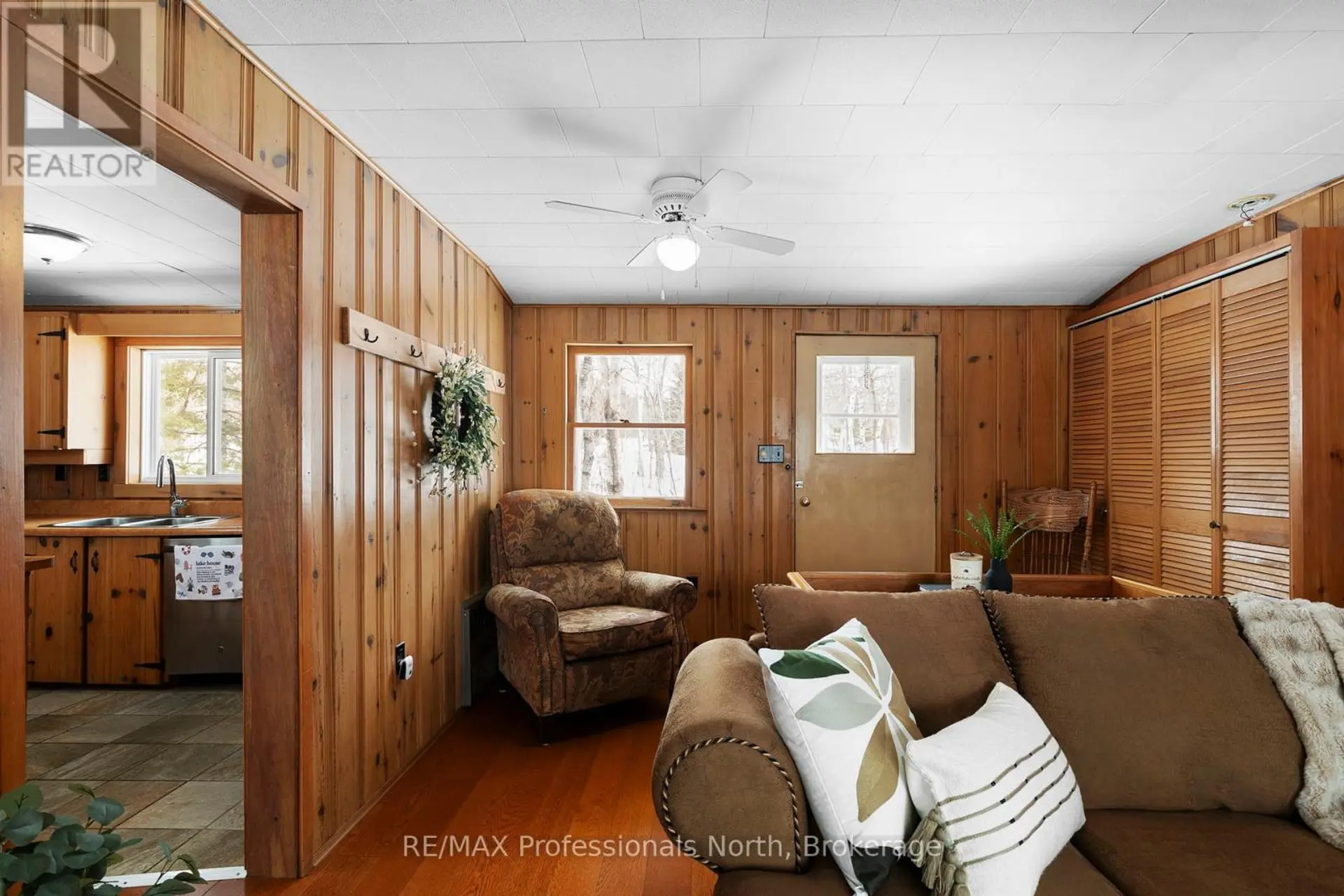 2220 60 HIGHWAY - Image 8
