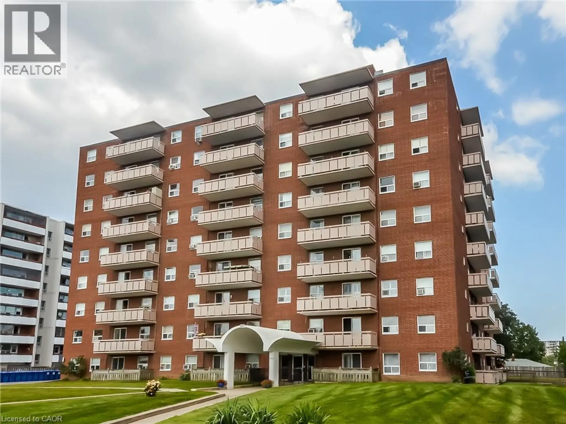 #208 851 QUEENSTON Road - Image 1
