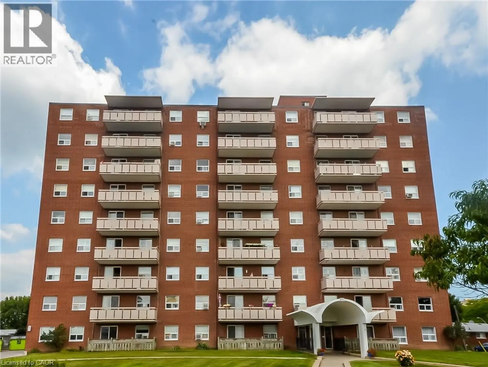 #208 851 QUEENSTON Road - Image 2