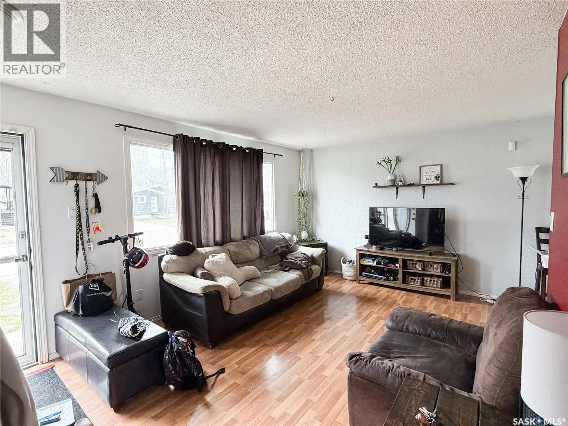 7 Dunfield CRESCENT - Image 2