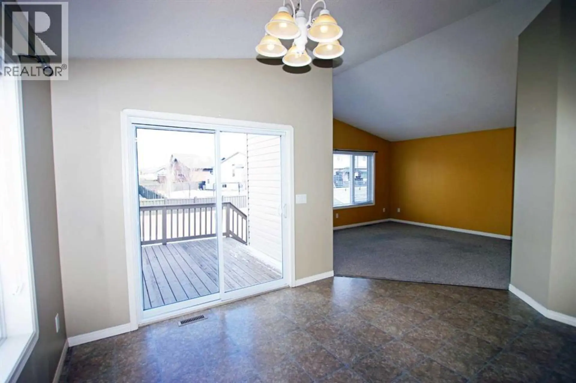 10660 125 Avenue - Image 4