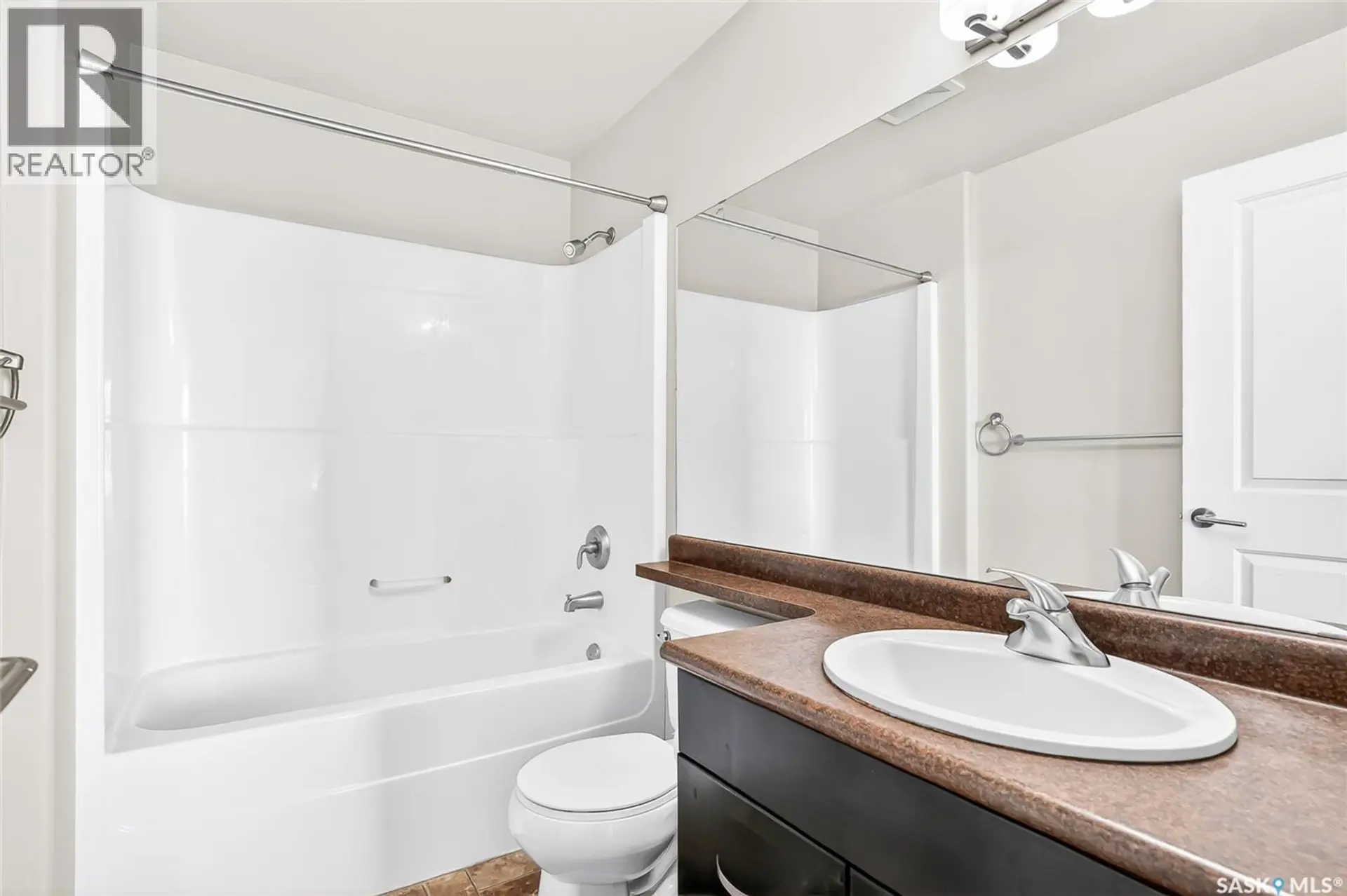 #322 158 Pawlychenko LANE - Image 15