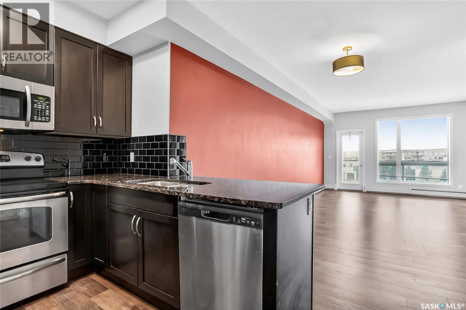 #322 158 Pawlychenko LANE - Image 6