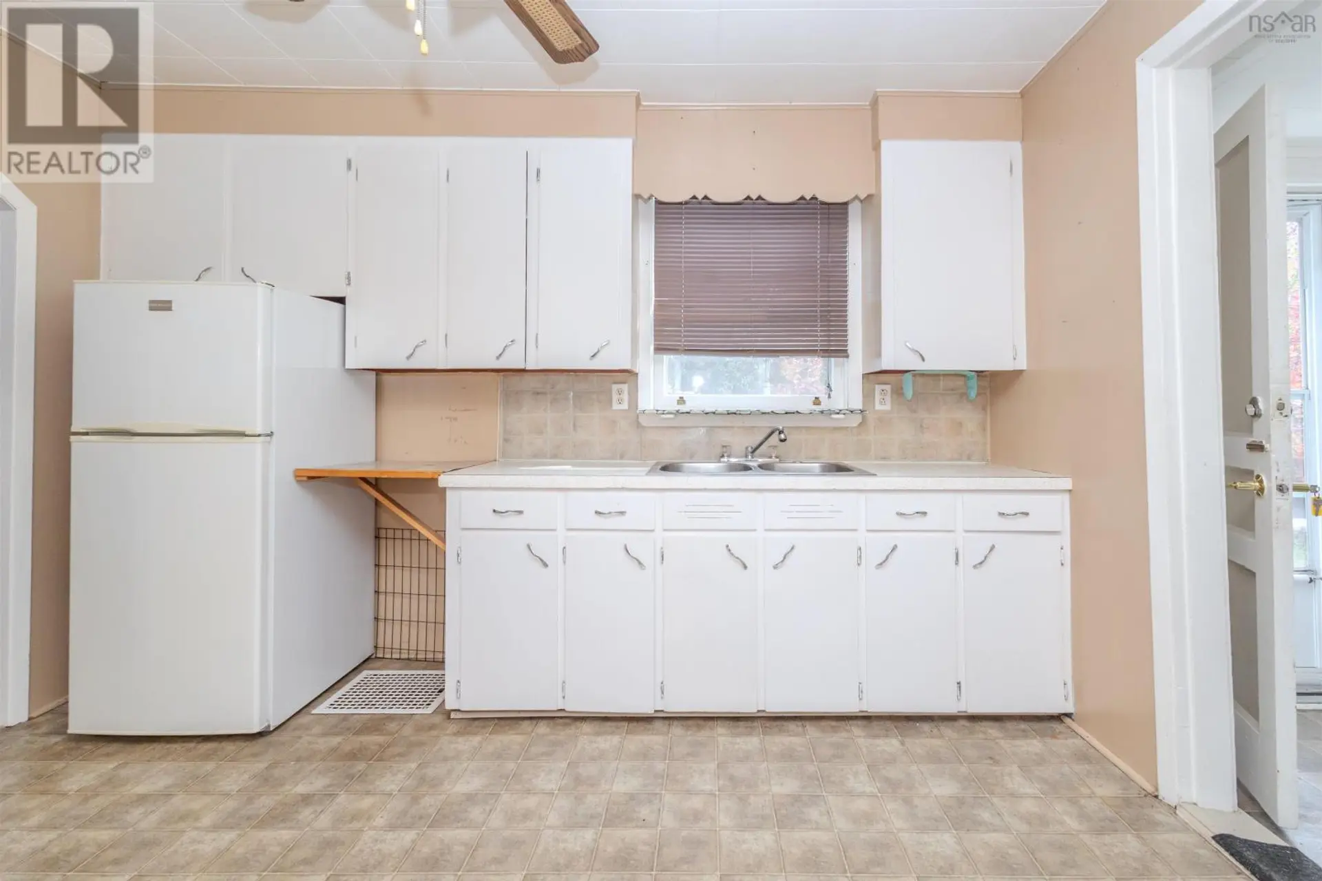 1284 George Street - Image 10