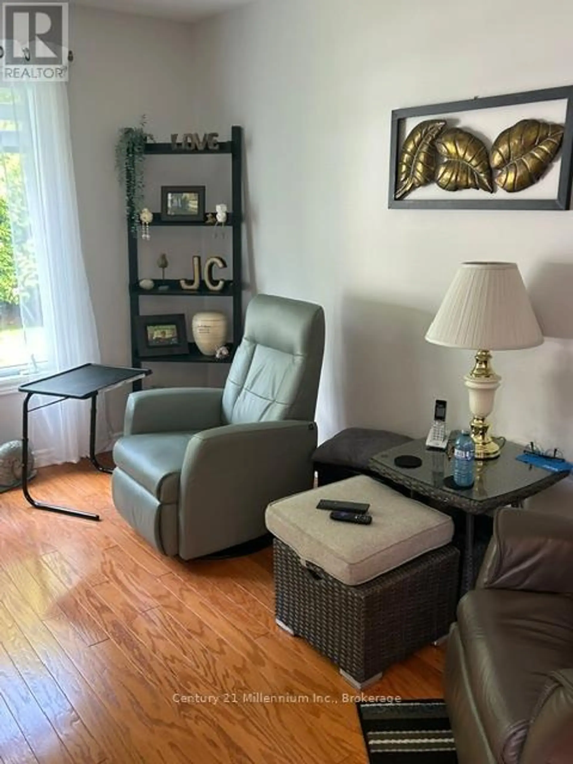 8 KENTUCKY AVENUE - Image 6