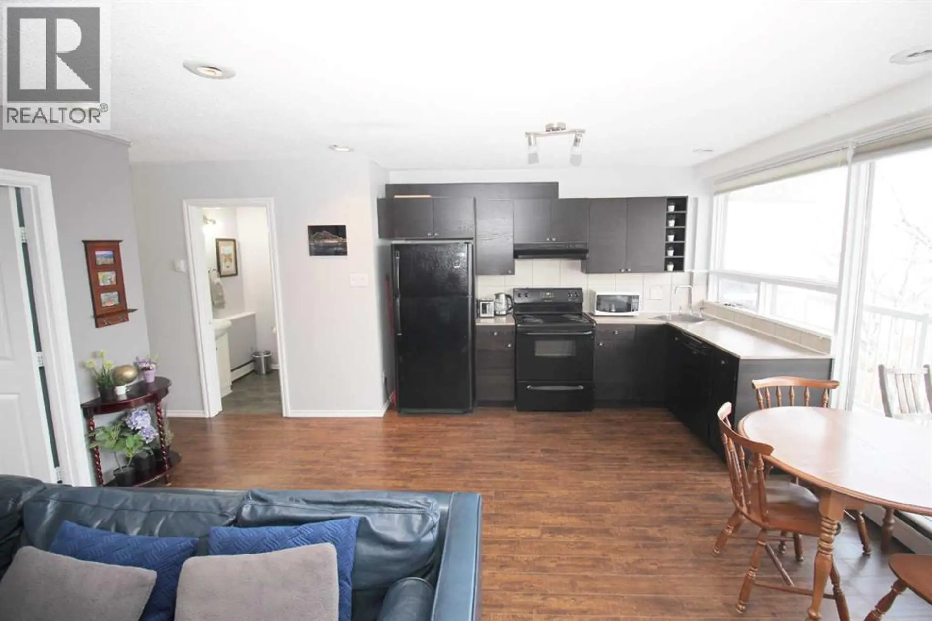 #402 1612 14 Avenue SW - Image 6