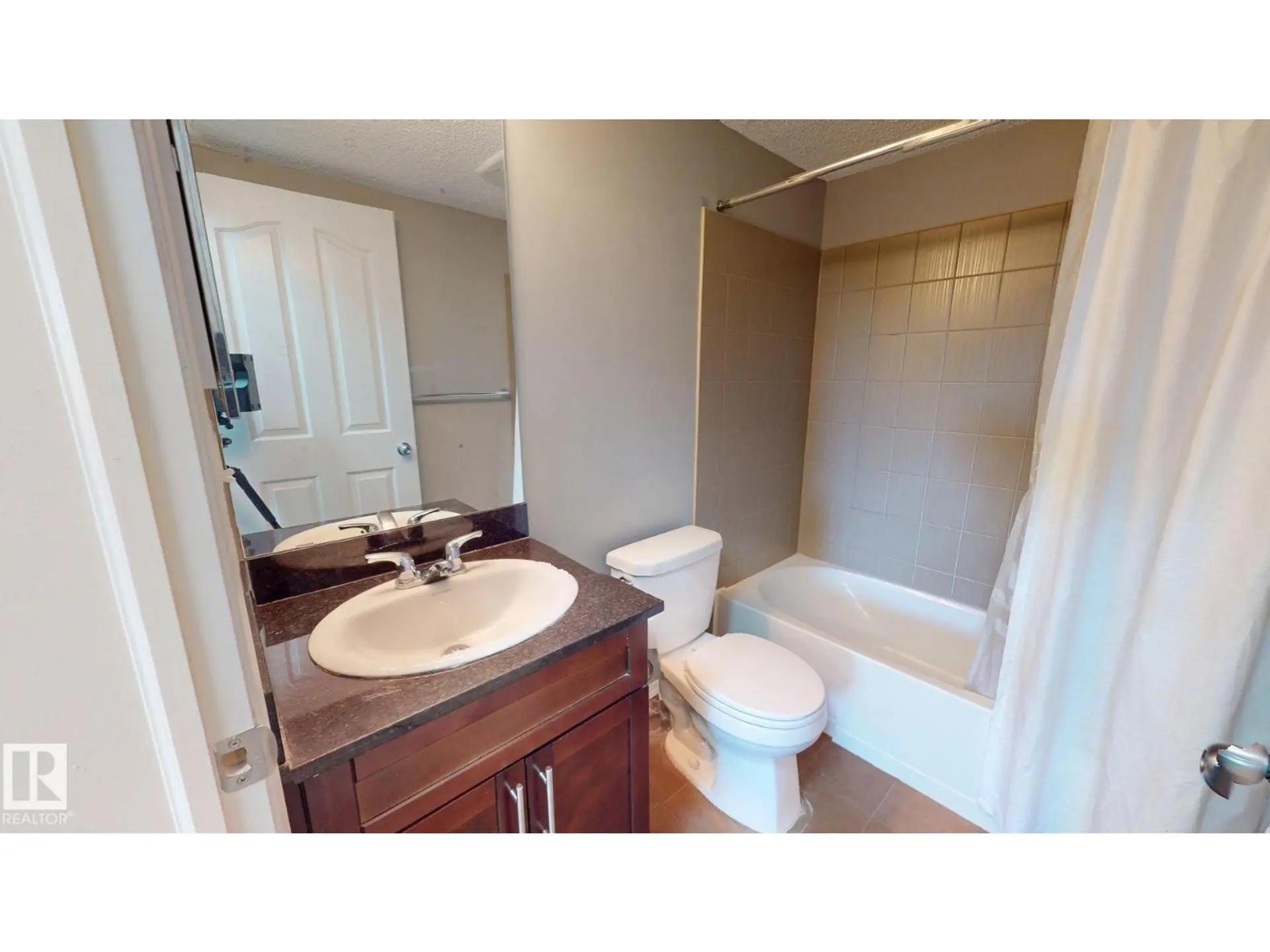 #116 11808 22 AV SW SW - Image 12