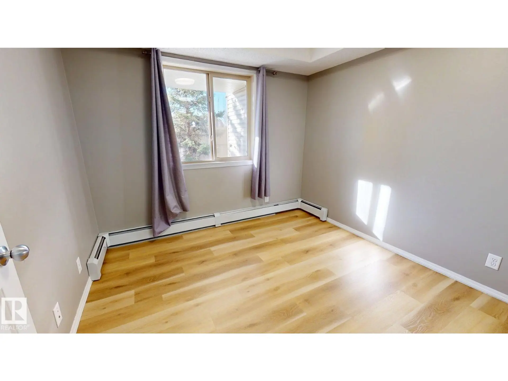 #116 11808 22 AV SW SW - Image 8