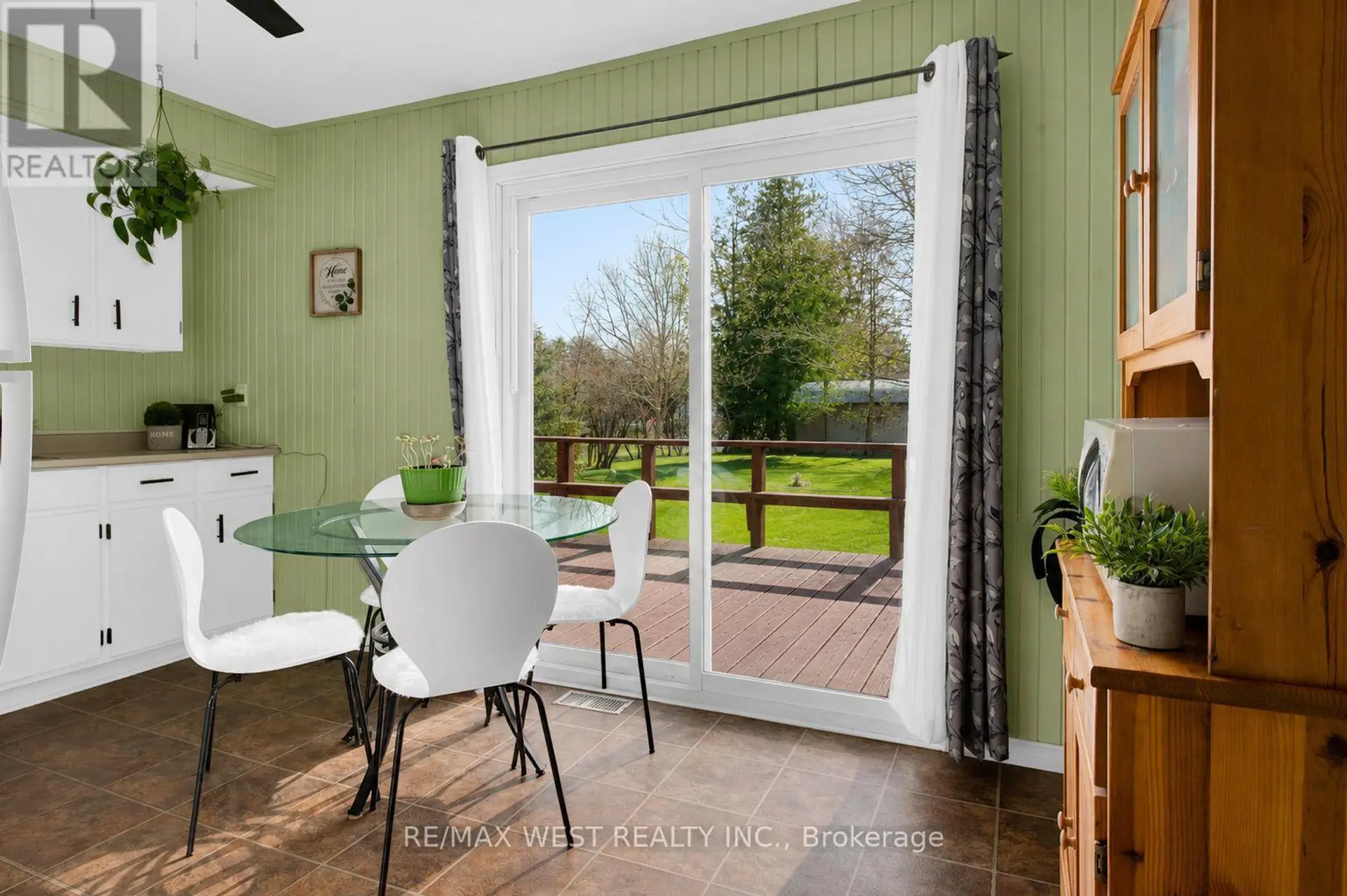 15 MILLWOOD ROAD - Image 4