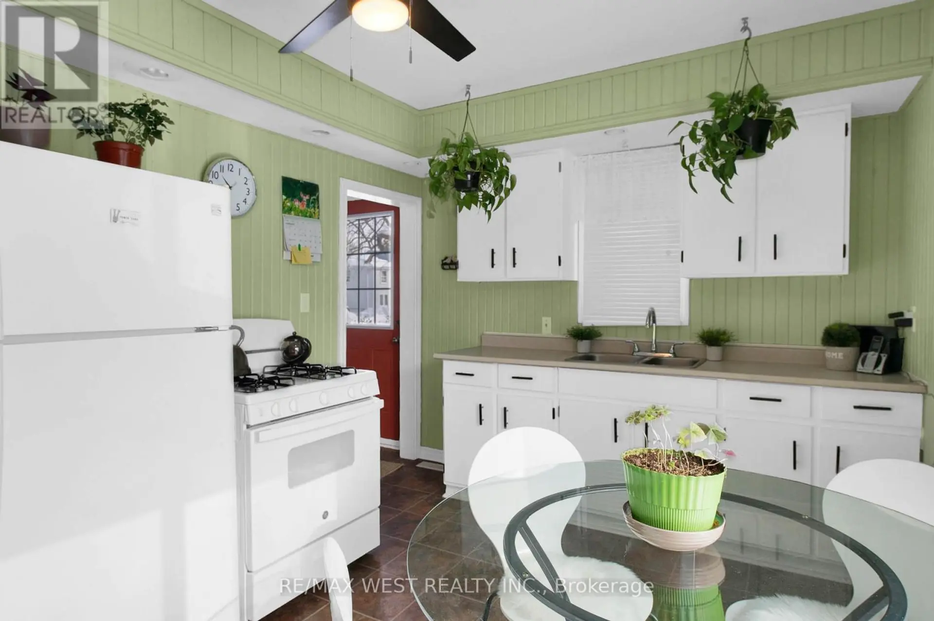 15 MILLWOOD ROAD - Image 5