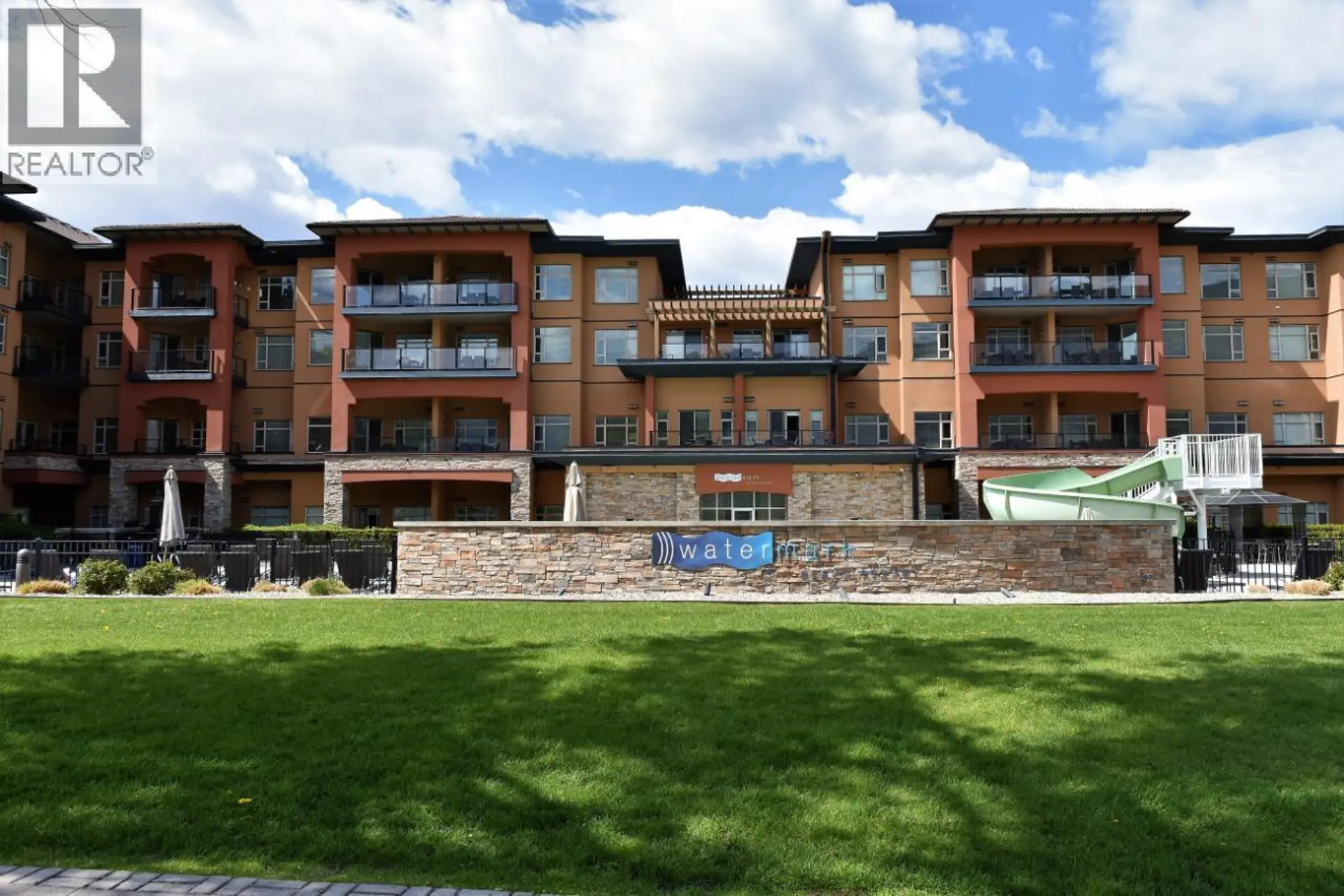 #416 15 PARK Place - Image 7