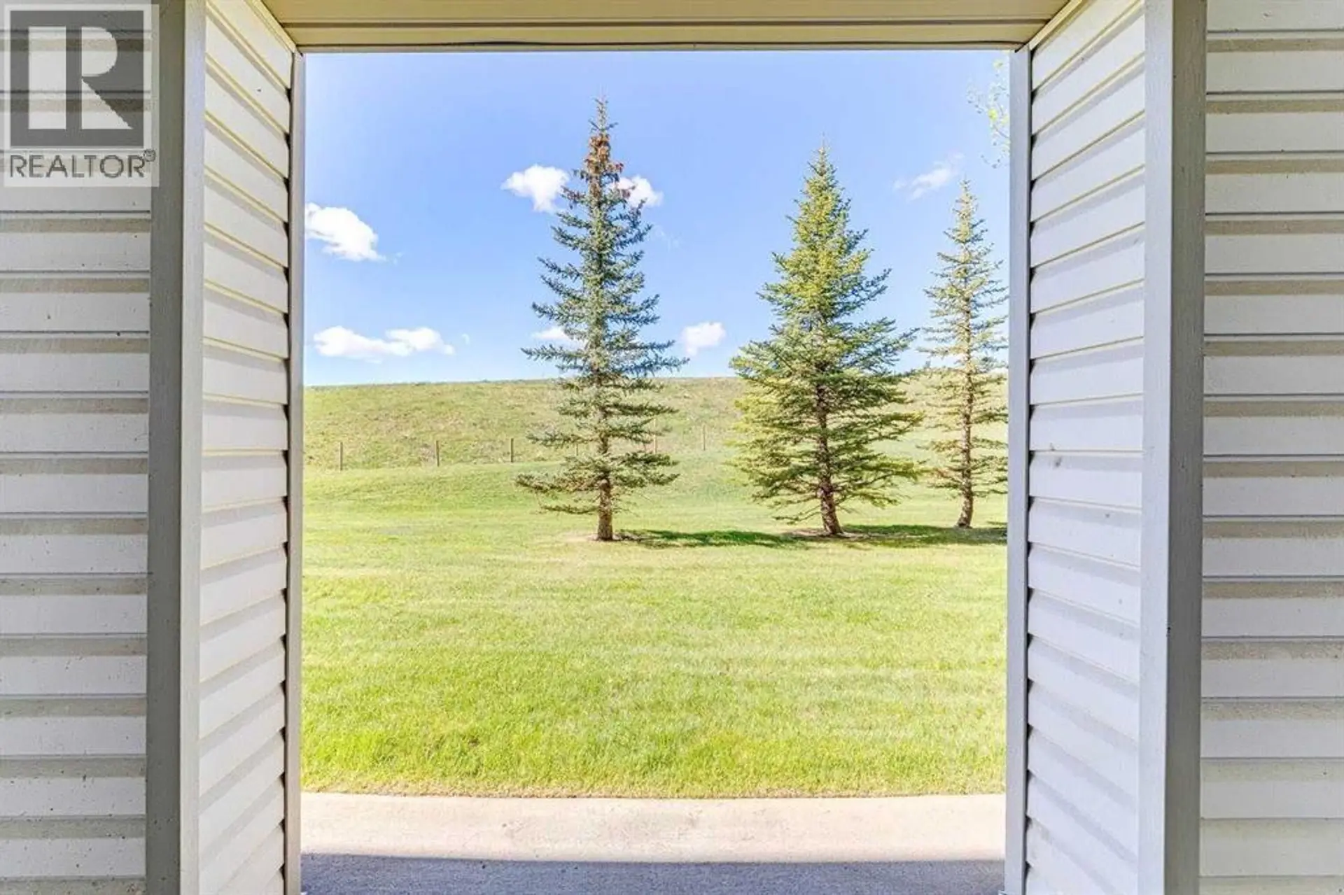 #139 5000 Somervale Court SW - Image 12