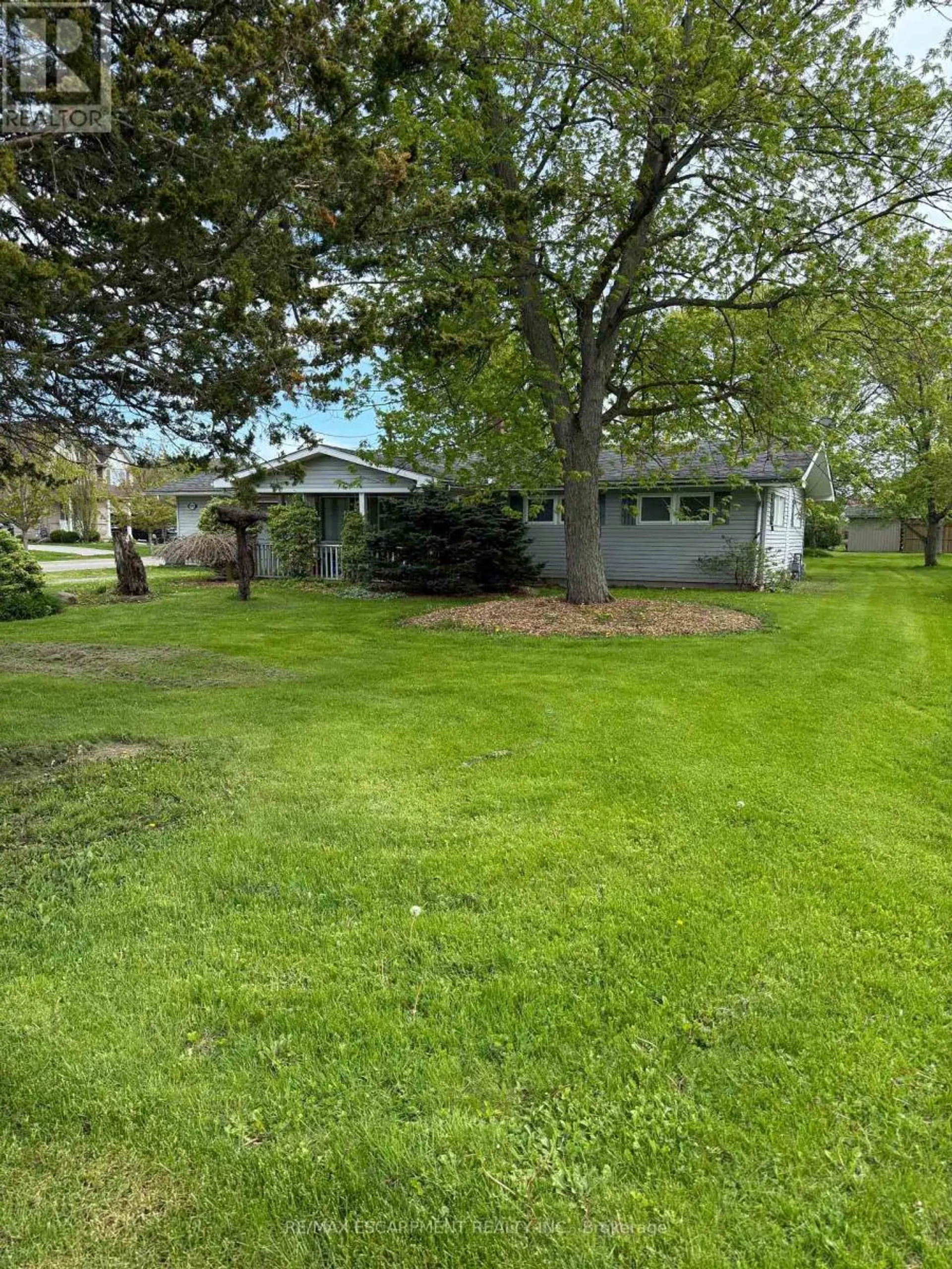 3931 MAIN STREET W - Image 2