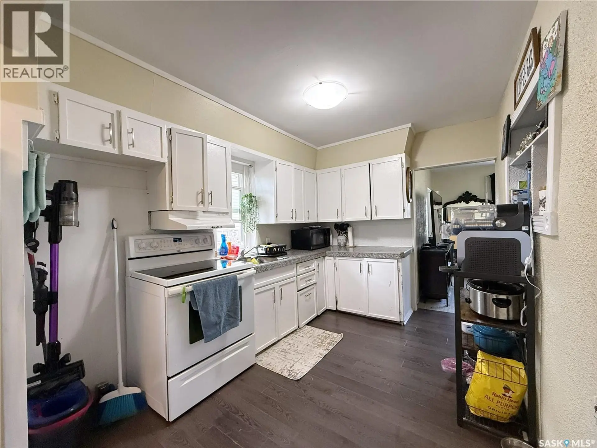 1228 1st AVENUE N - Image 5