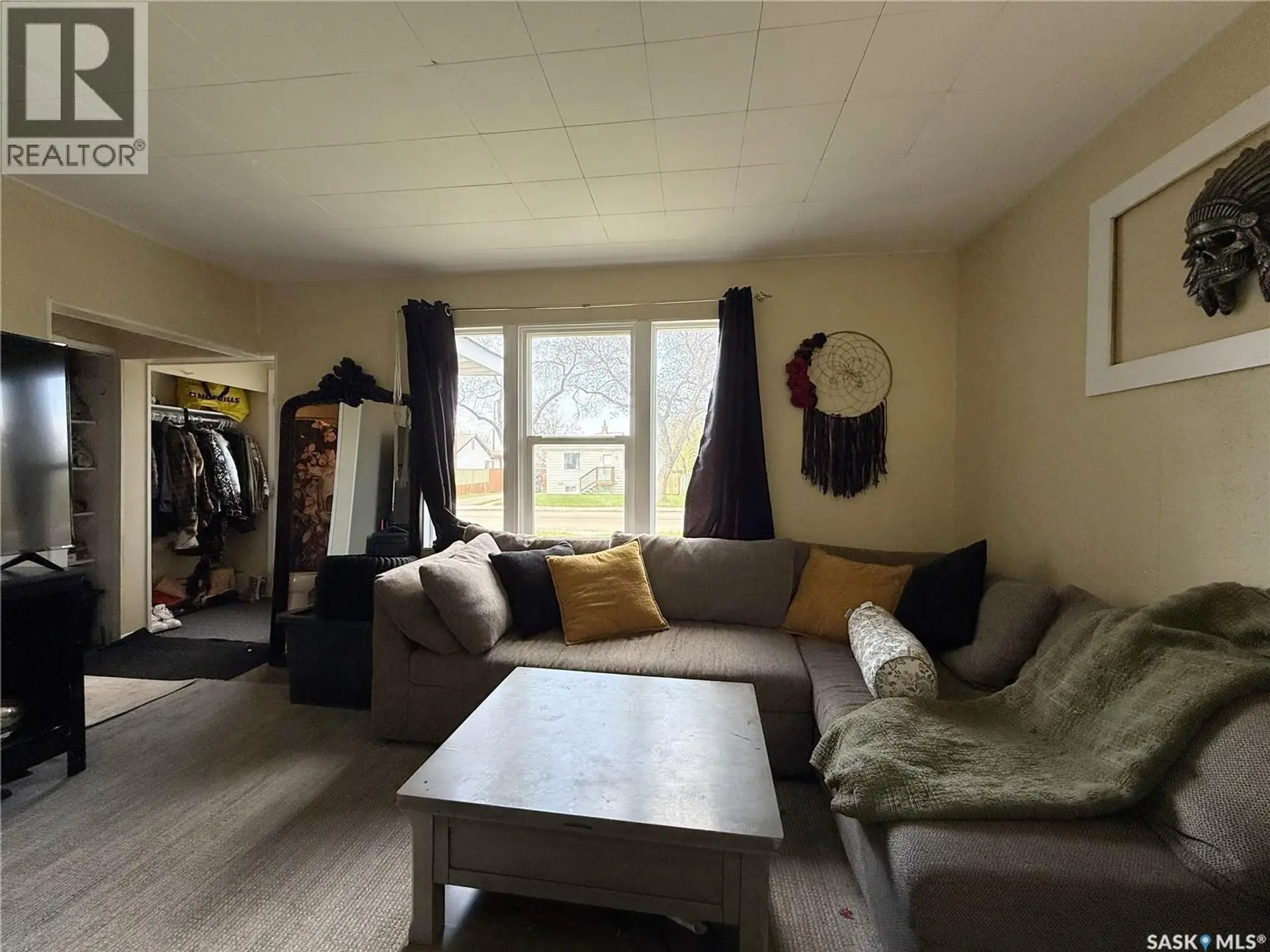 1228 1st AVENUE N - Image 2