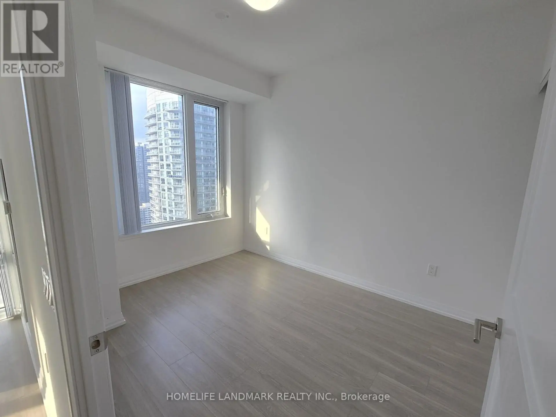 #3318 50 DUNFIELD AVENUE - Image 13