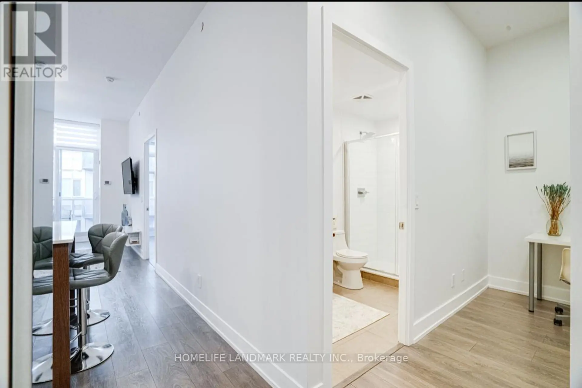 #745 9471 YONGE STREET - Image 15