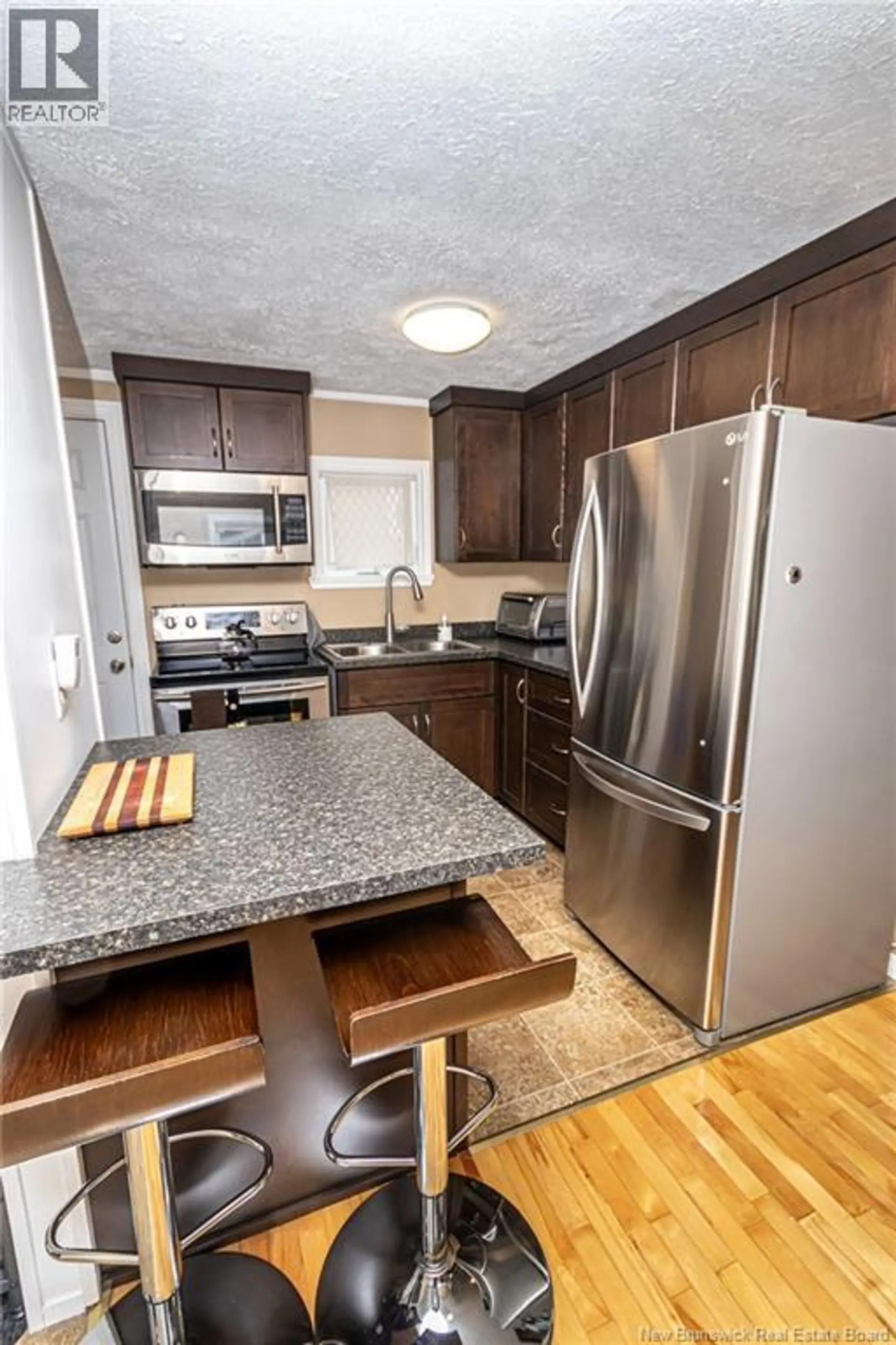 86 Hedgeview Drive - Image 11