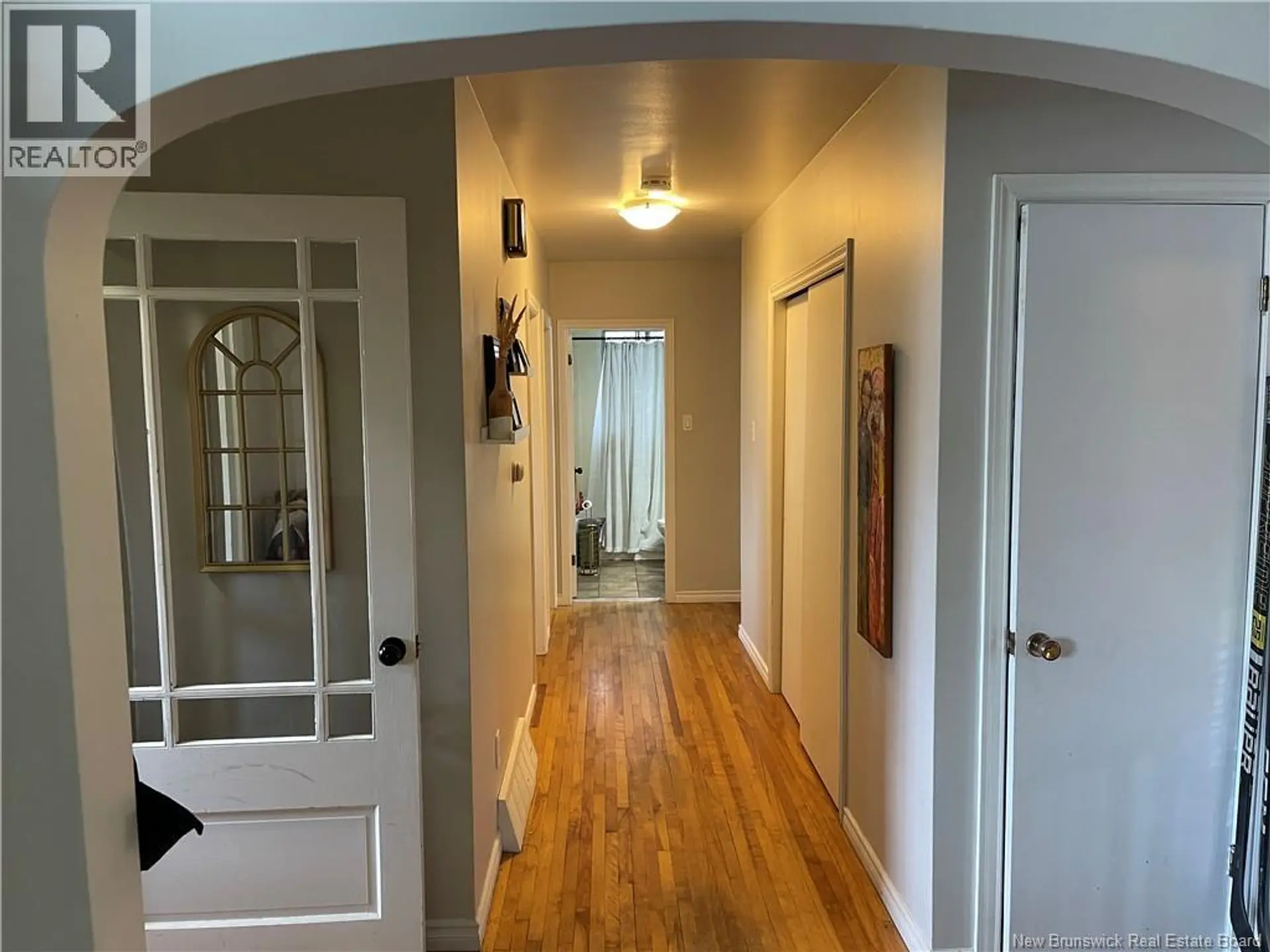 215 Edgett Avenue - Image 7