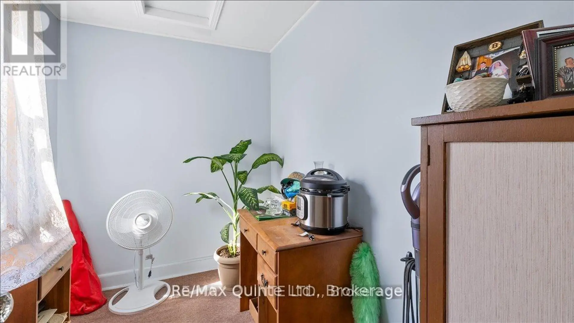 23 FAWCETT AVENUE - Image 12