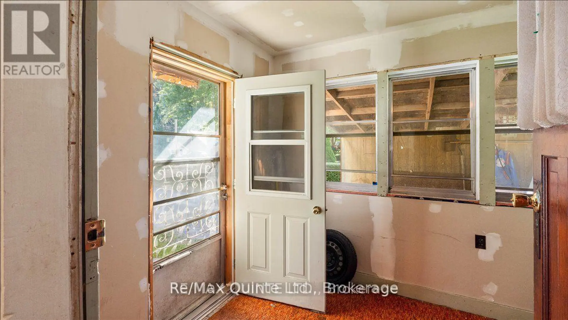 23 FAWCETT AVENUE - Image 7
