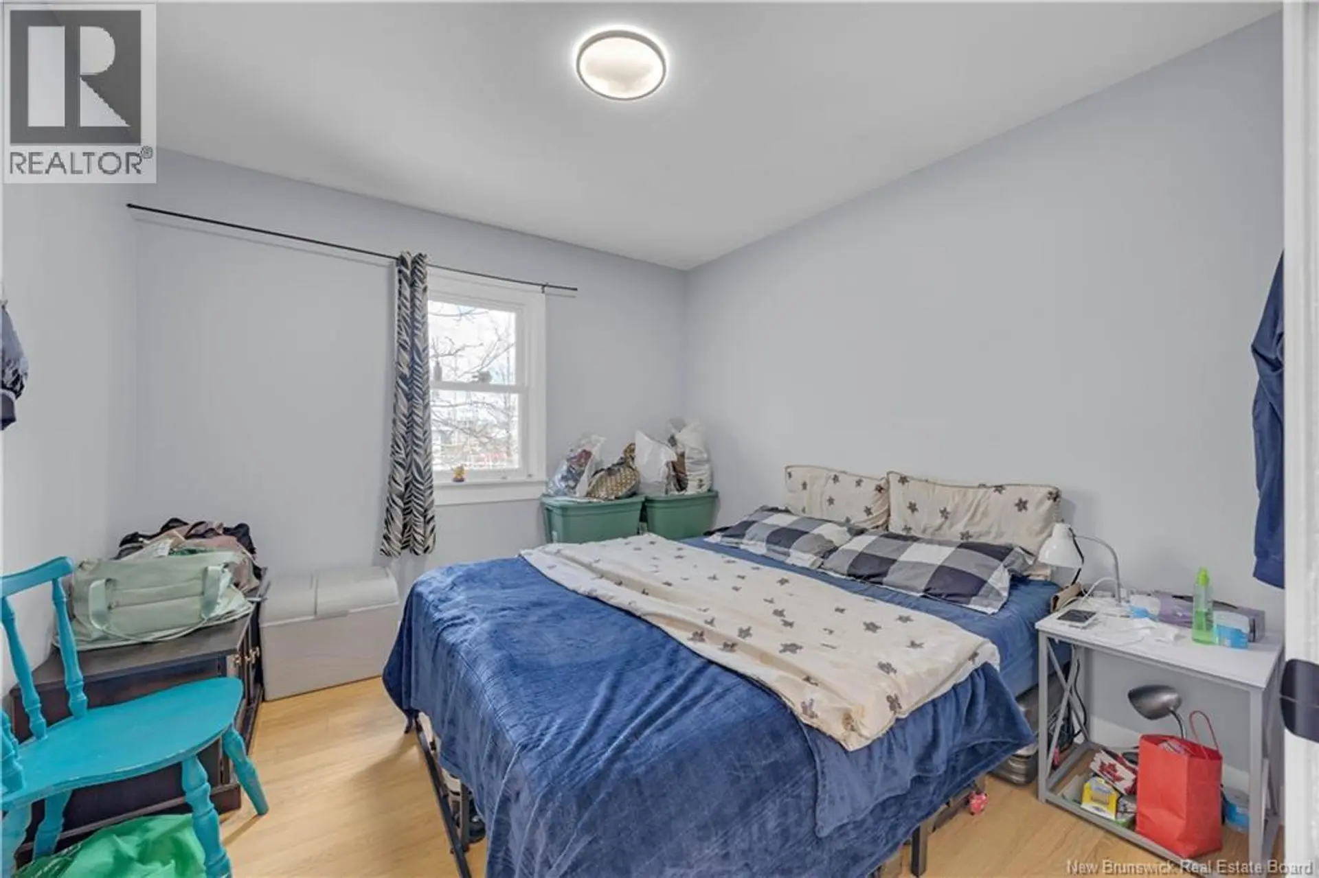 215 Somerset Street - Image 11