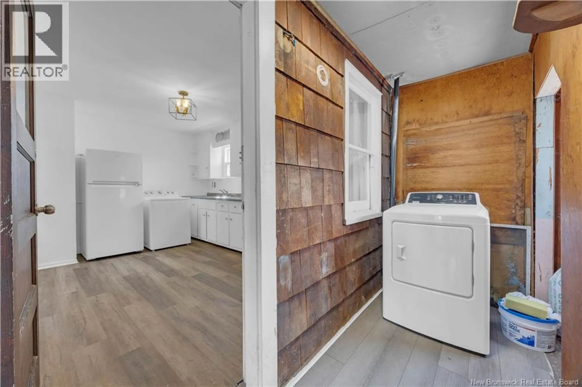 215 Somerset Street - Image 8