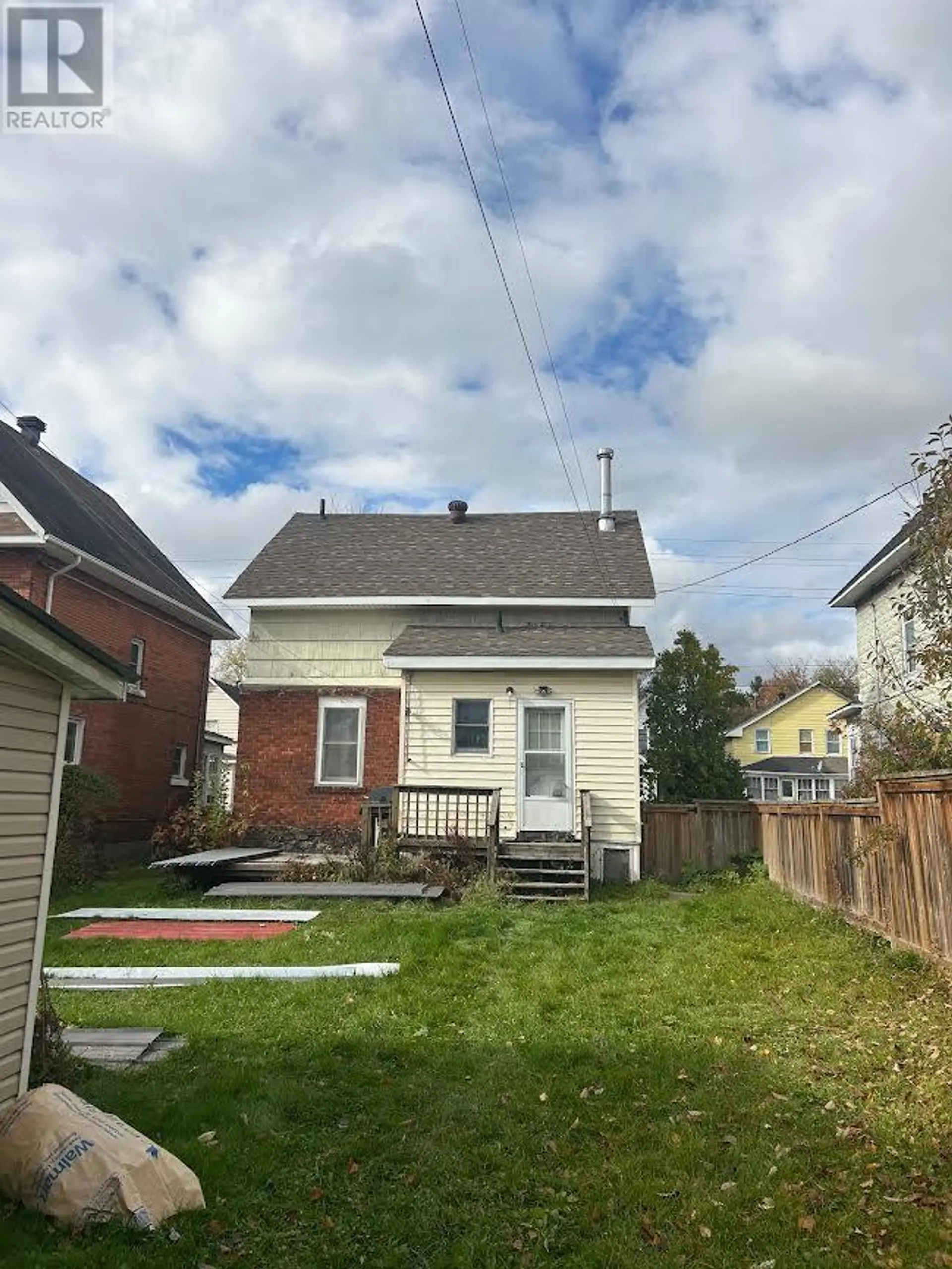 250 John ST - Image 2